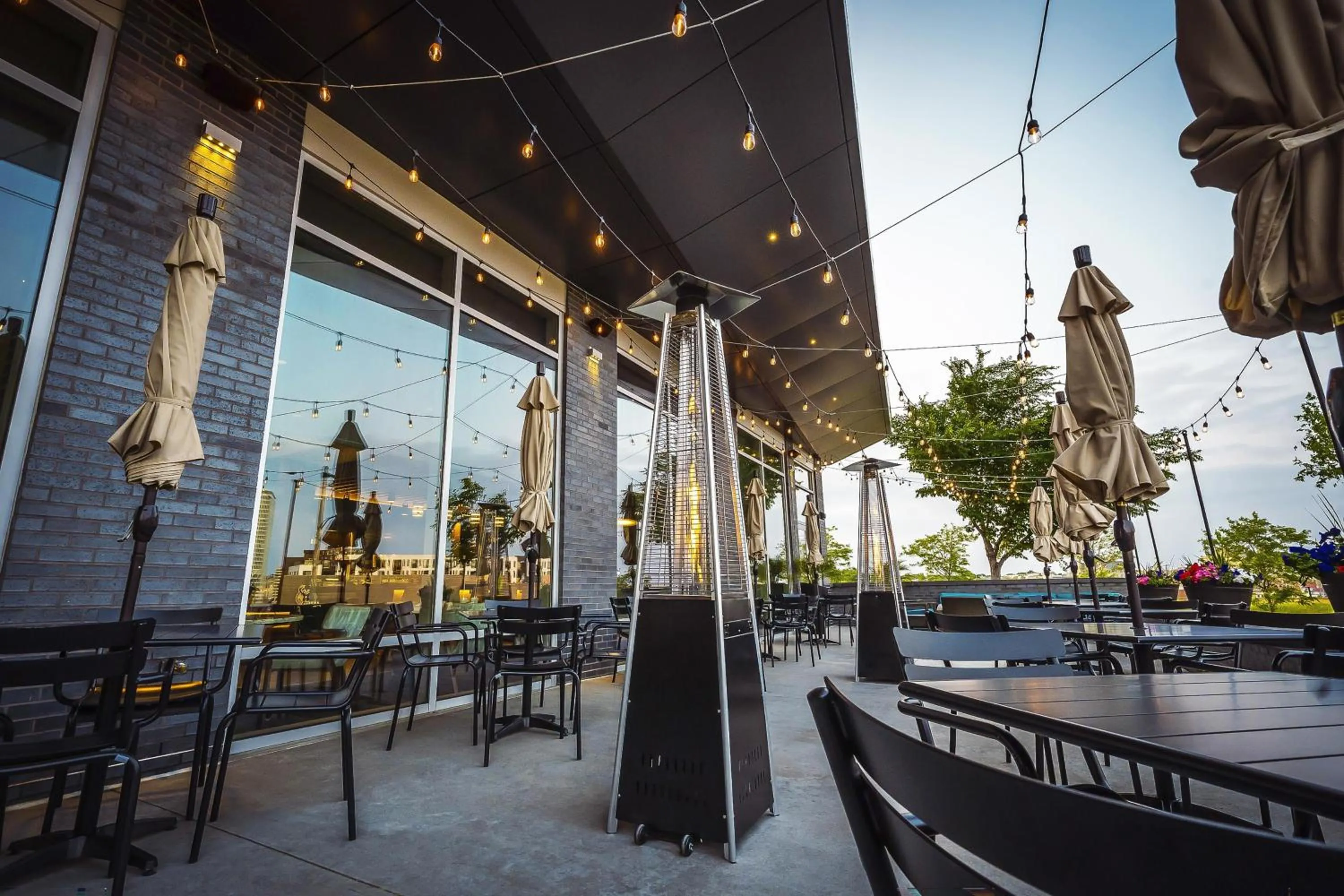 Patio in Hyatt Place Milwaukee Downtown