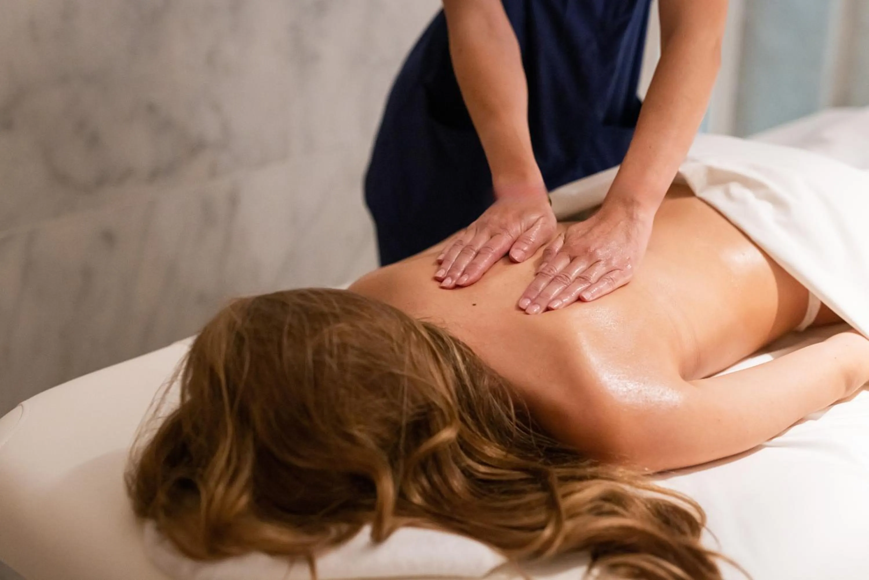 Massage in Praia do Sal Resort