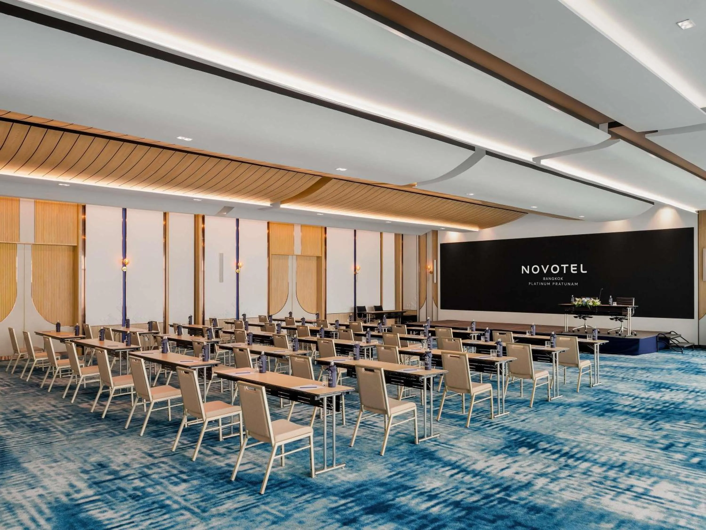 Meeting/conference room in Novotel Bangkok Platinum Pratunam