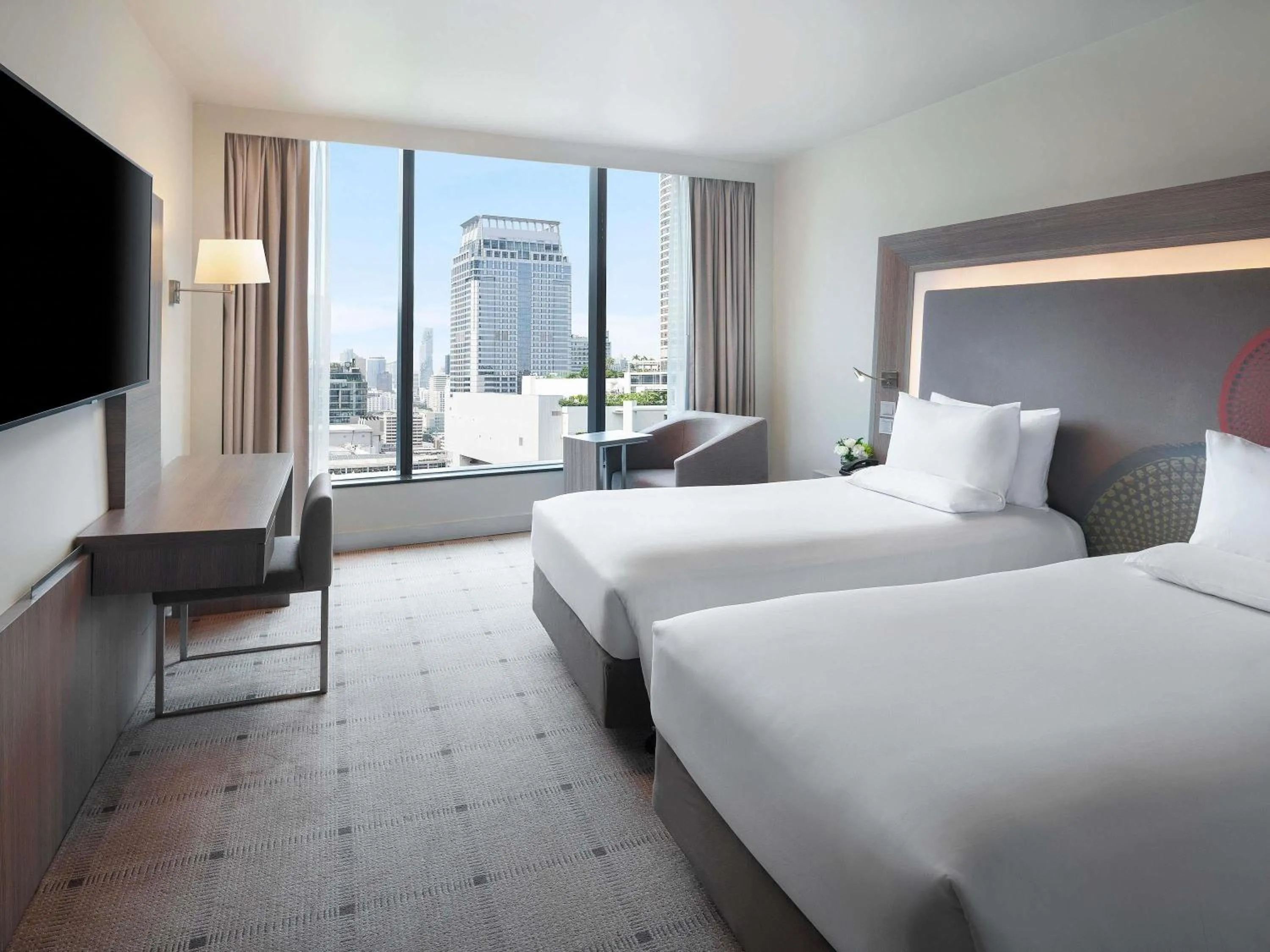 Bedroom, Bed in Novotel Bangkok Platinum Pratunam