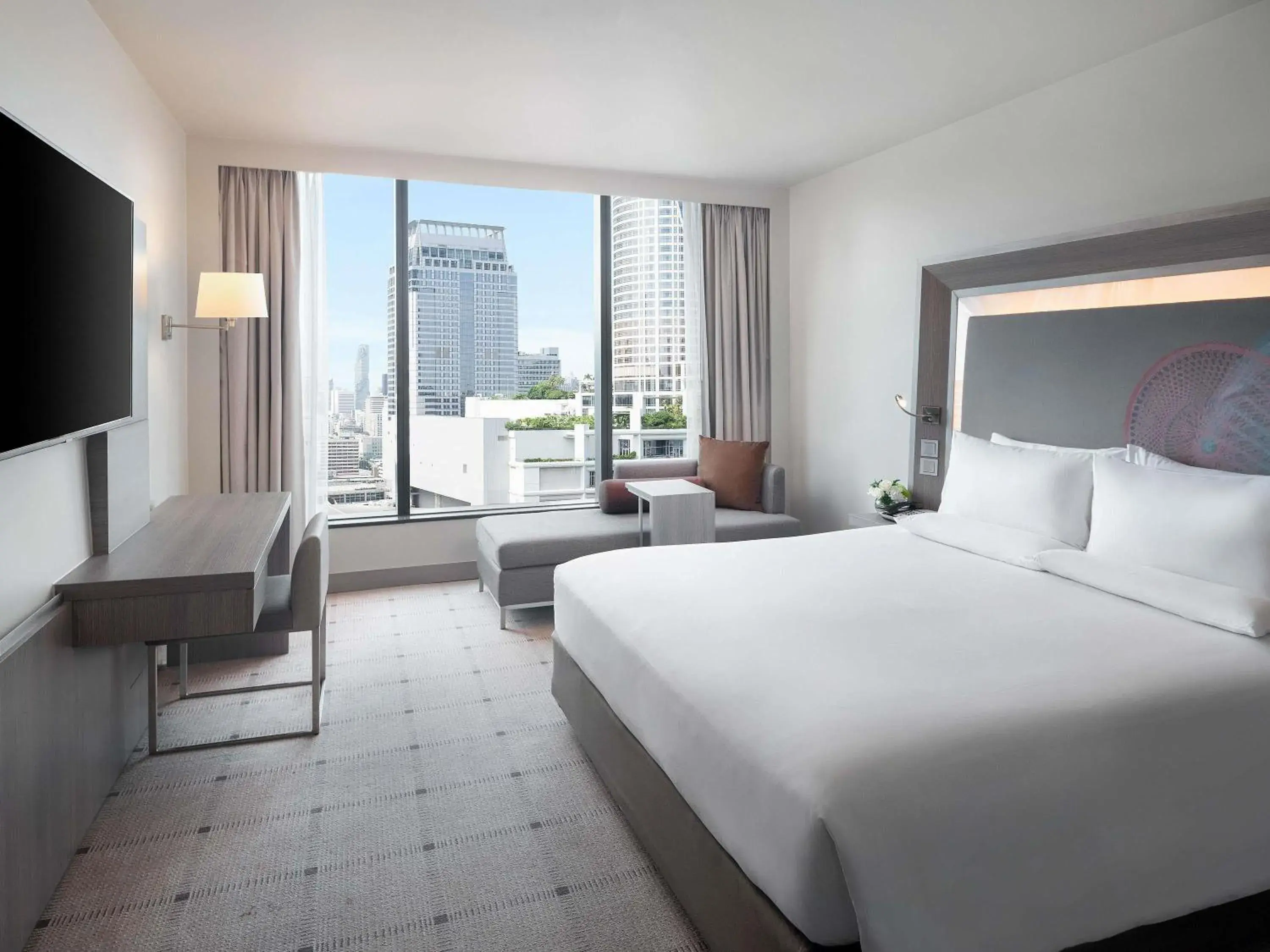 Premier Double Room with Park View in Novotel Bangkok Platinum Pratunam Premier Double Room with Park View in Novotel Bangkok Platinum Pratunam