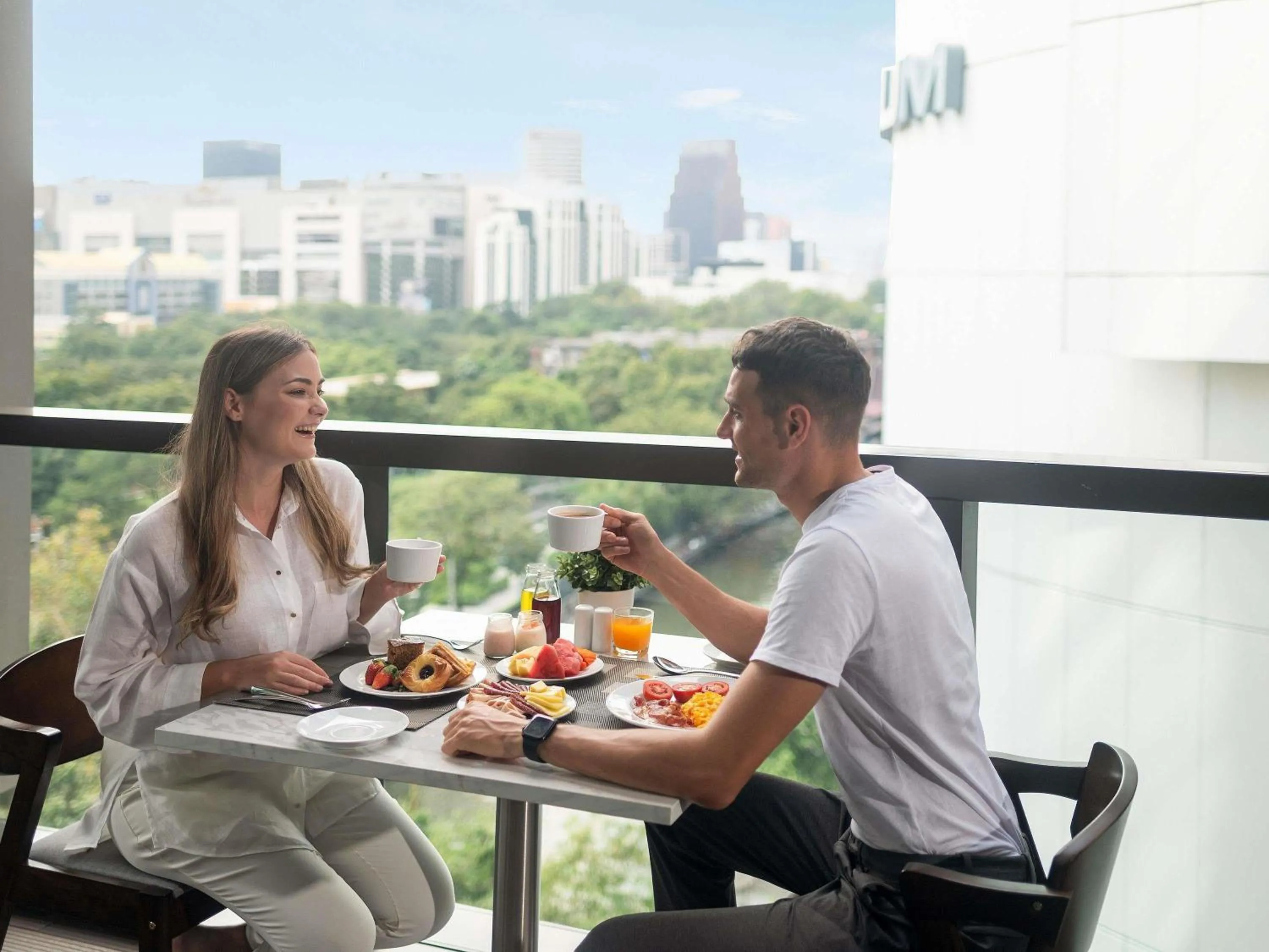 Restaurant/places to eat in Novotel Bangkok Platinum Pratunam