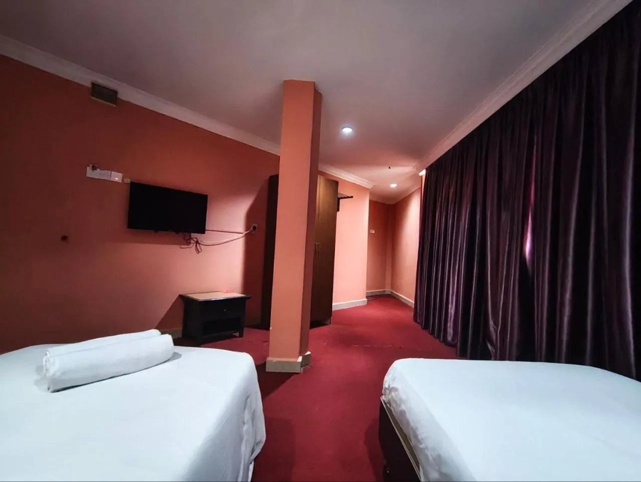 Bed in Puteri Ampang Hotel