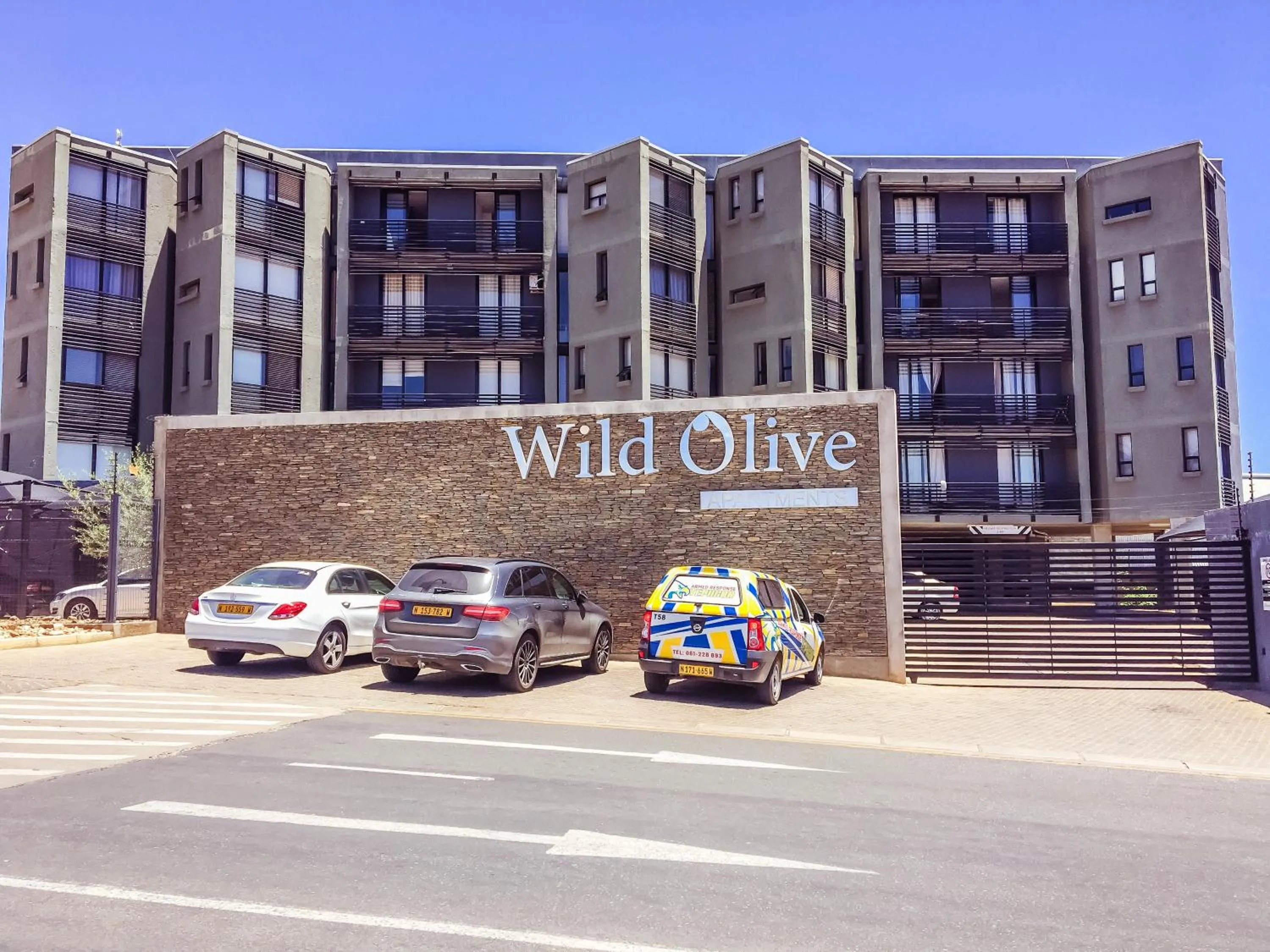 Elegant Wild Olive Apartment at Grove Mall