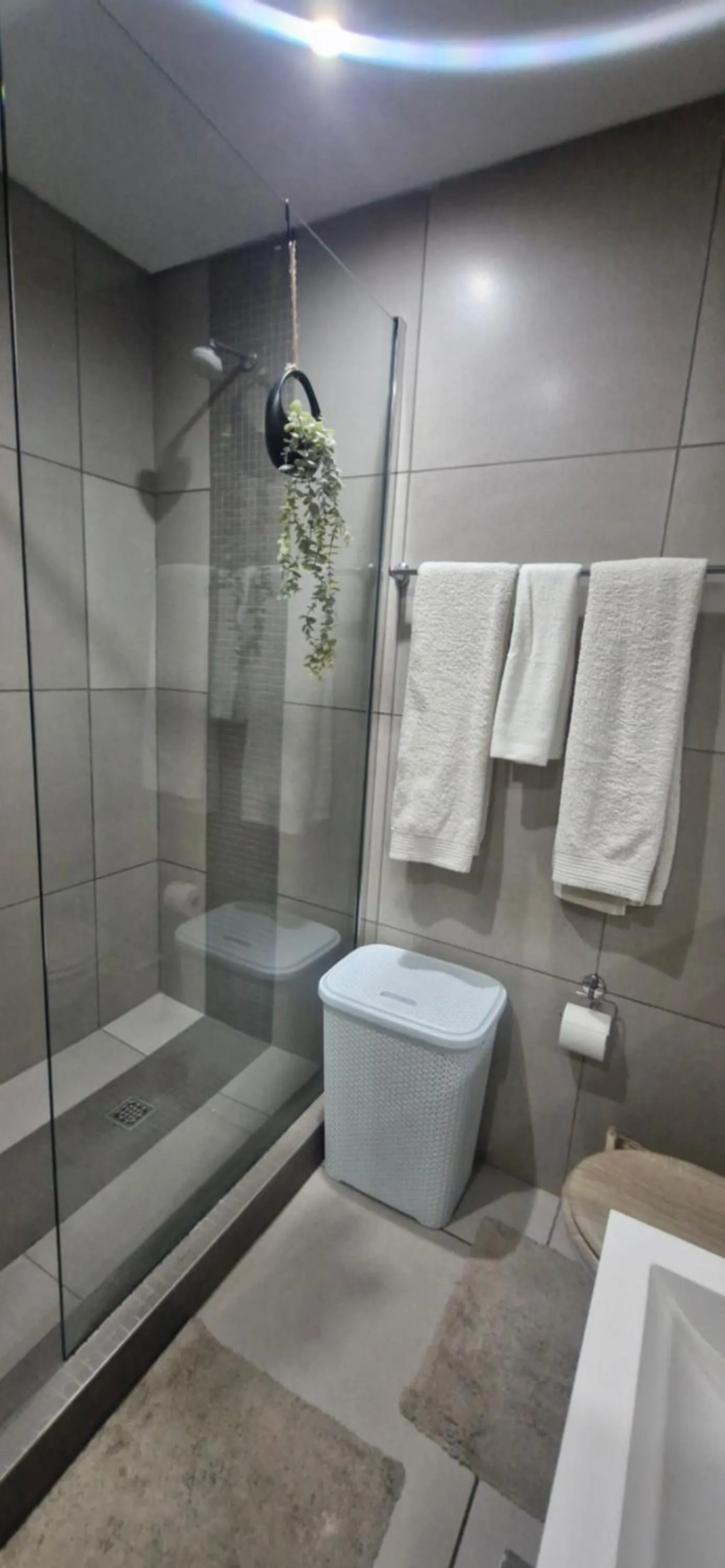 Elegant Wild Olive Apartment at Grove Mall