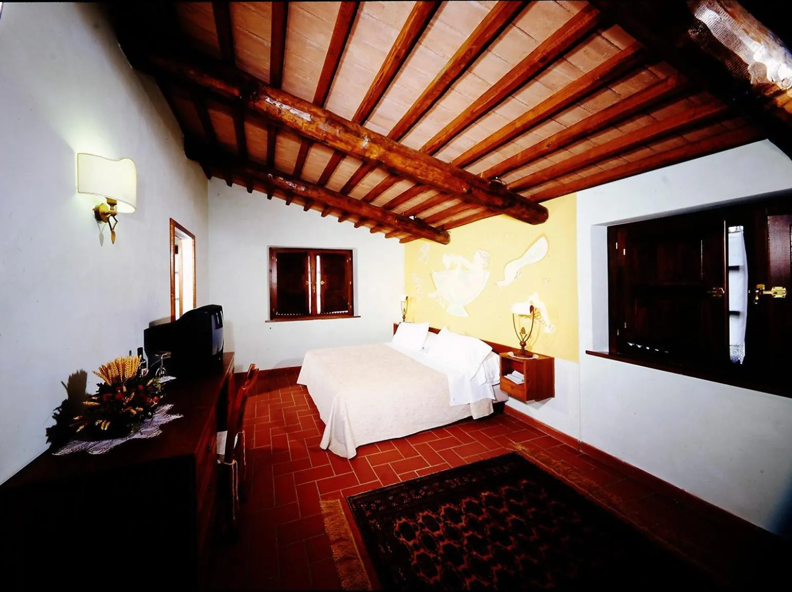 Photo of the whole room, Bed in Fattoria Pianetti