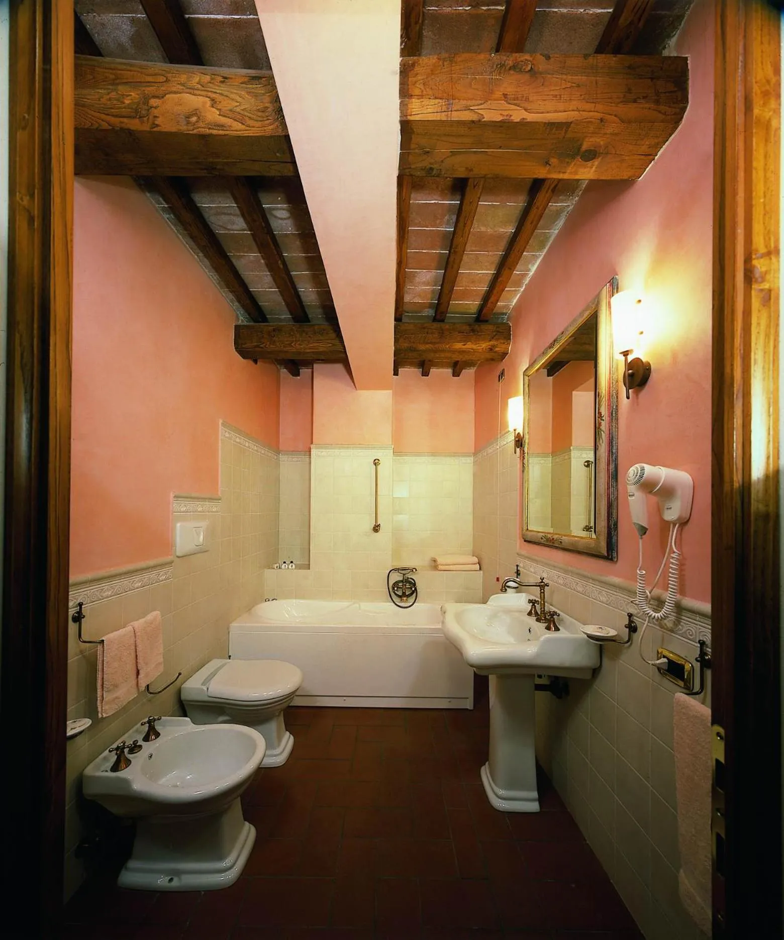 Toilet in Fattoria Pianetti