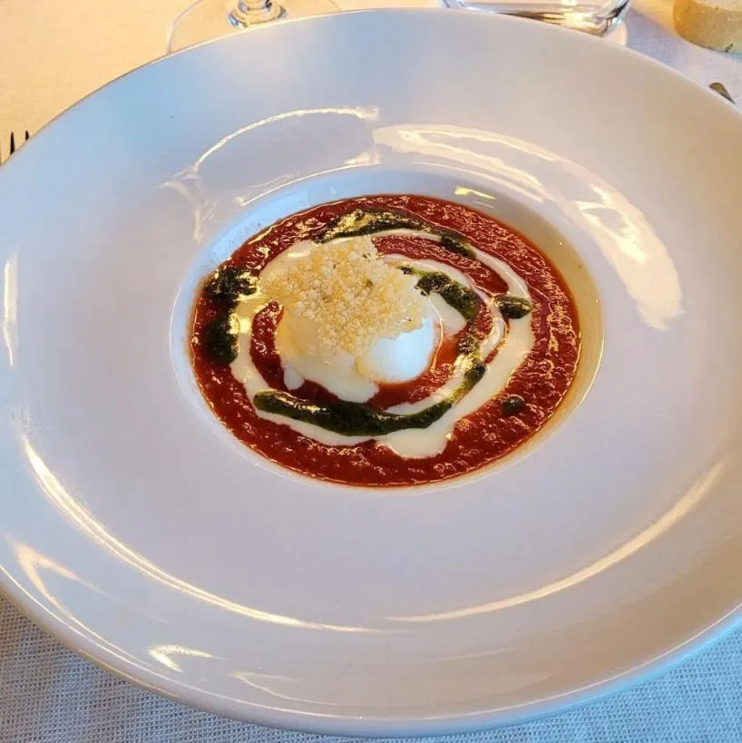 Food and drinks in Fattoria Pianetti