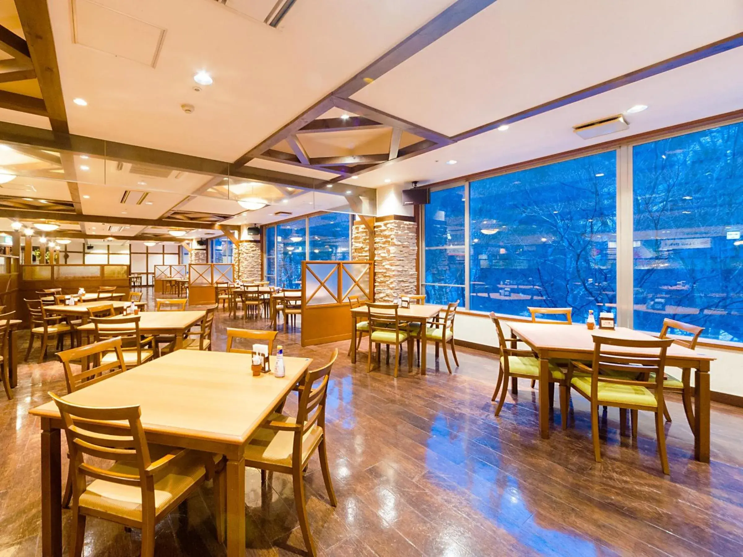 Restaurant/places to eat in Choyo Resort Hotel Restaurant/places to eat in Choyo Resort Hotel