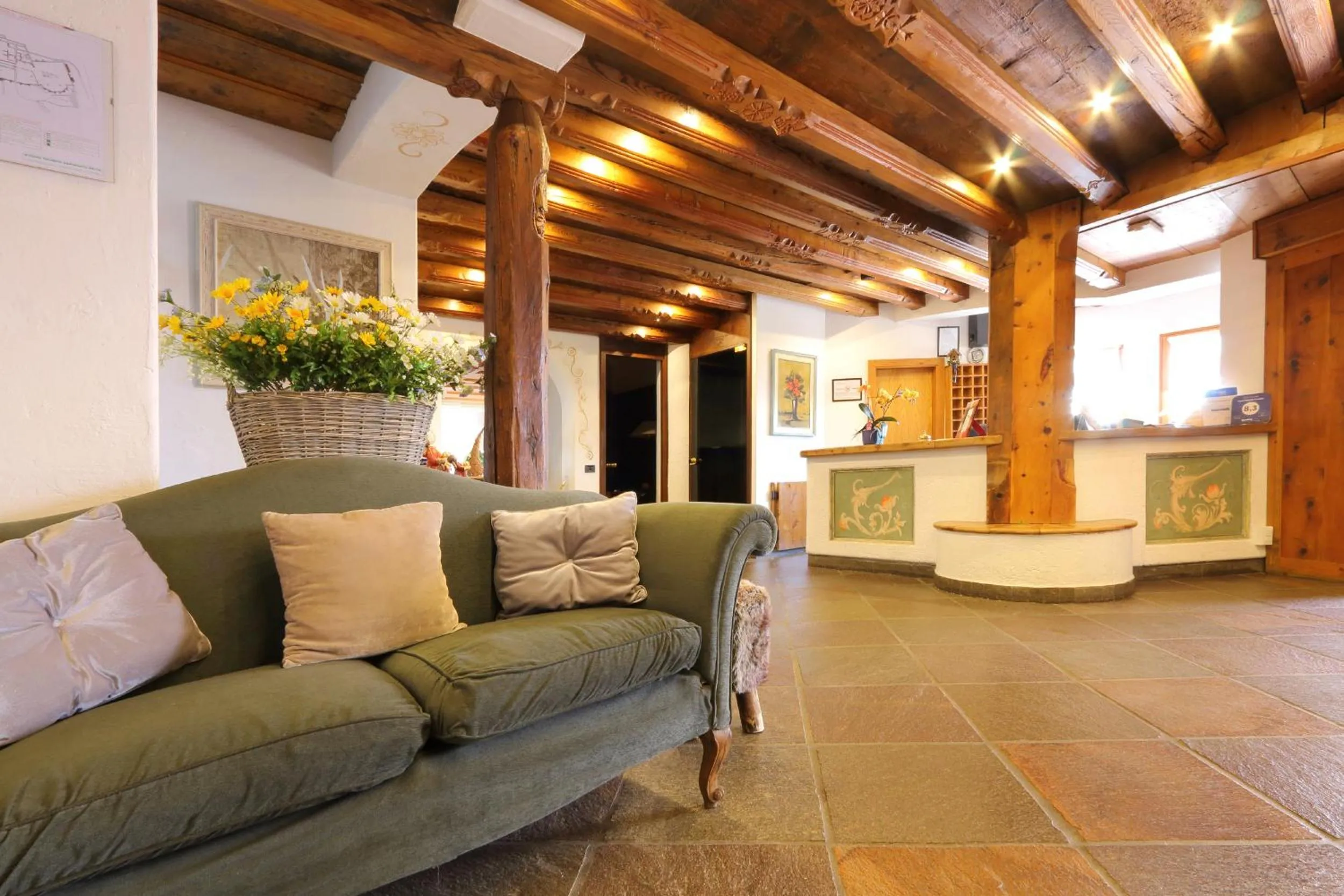 Lobby or reception in Park Hotel Bellacosta