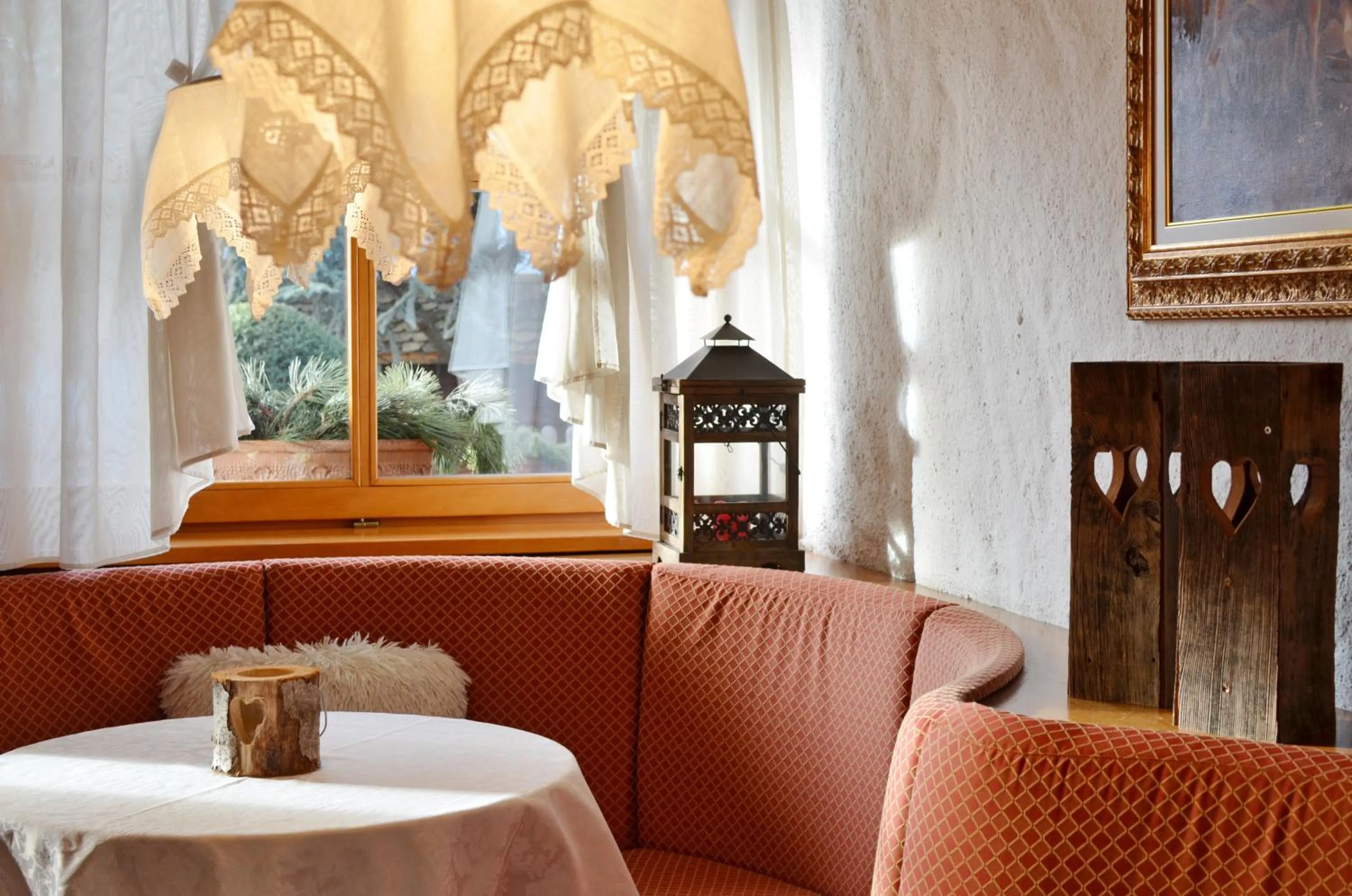 Lounge or bar in Park Hotel Bellacosta