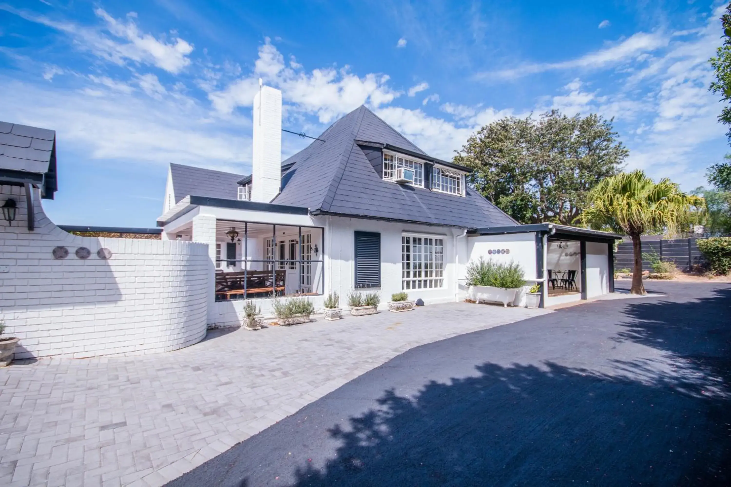 Property building in Forest Hall Guest House Property building in Forest Hall Guest House