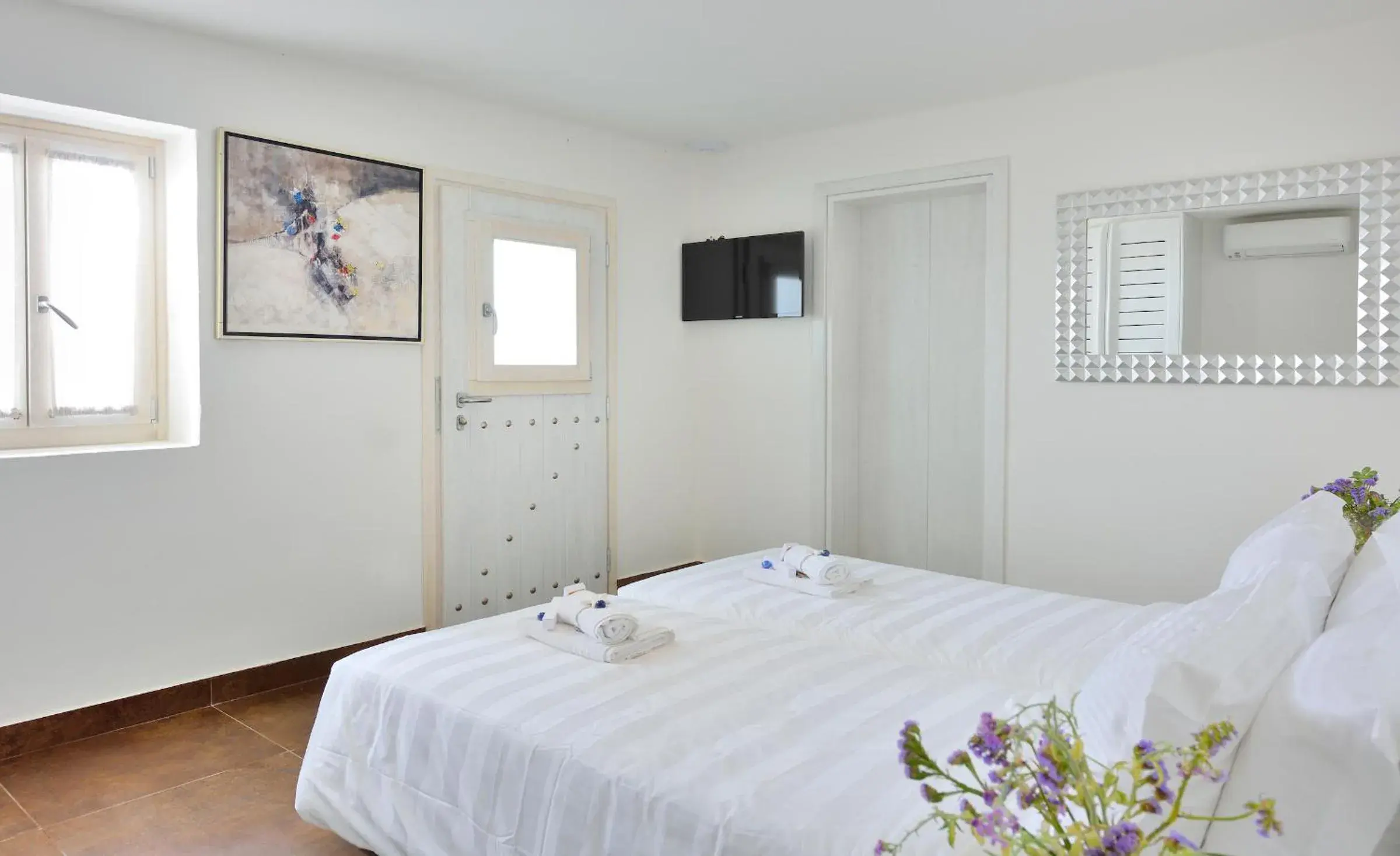 Property building, Bed in Jenny's Summer Houses Property building, Bed in Jenny's Summer Houses