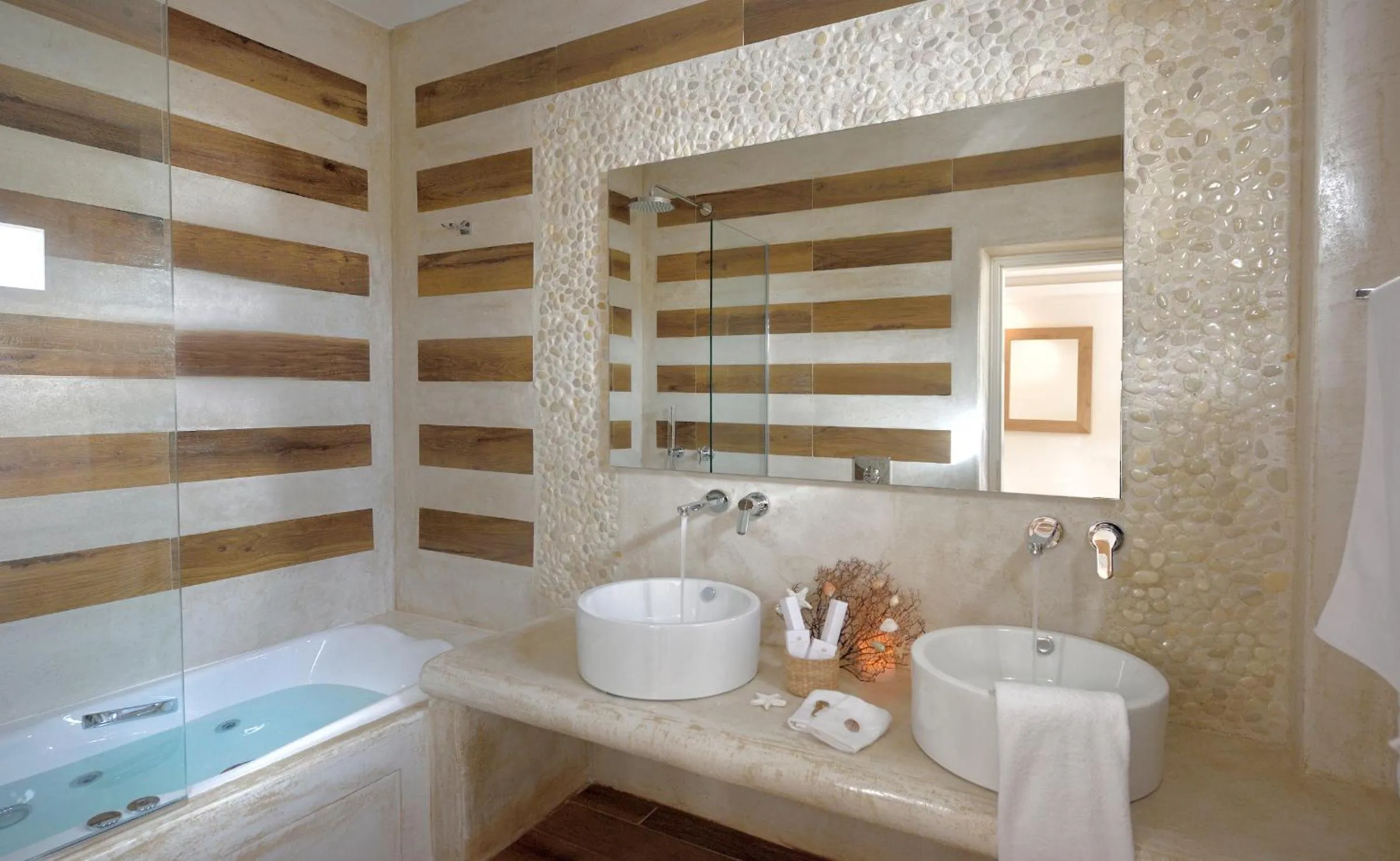 Property building in Jenny's Summer Houses