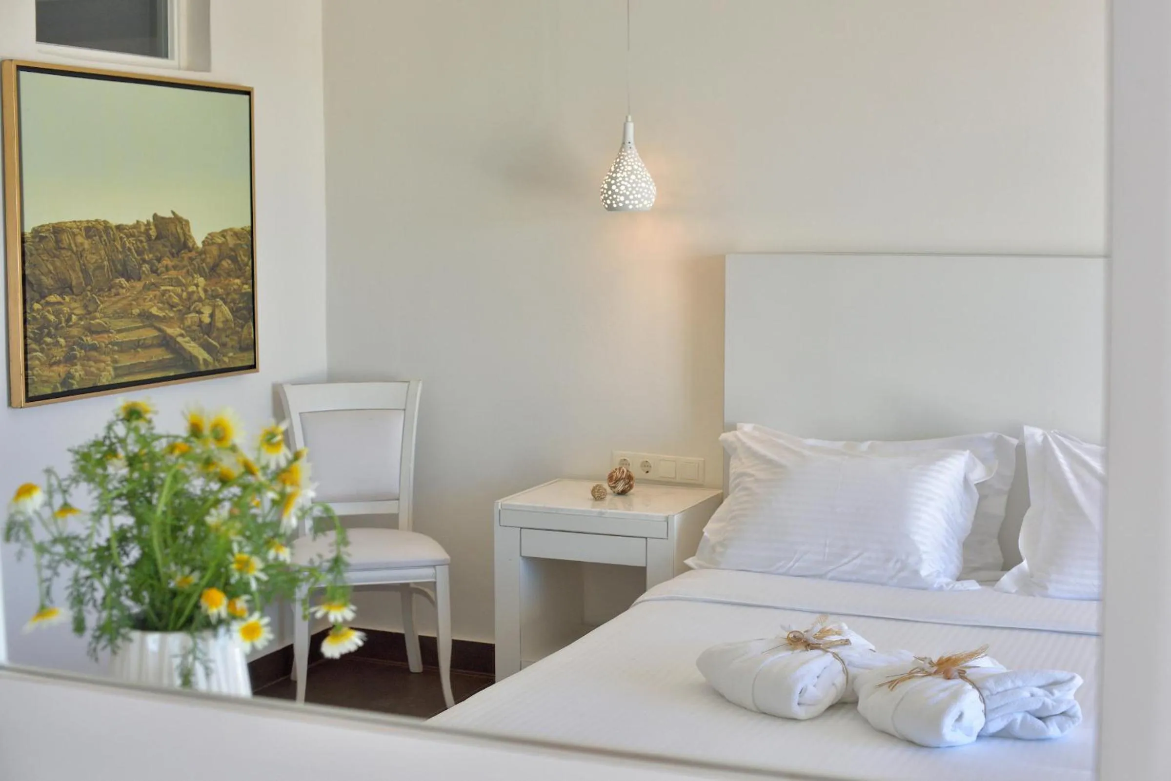 Property building, Bed in Jenny's Summer Houses