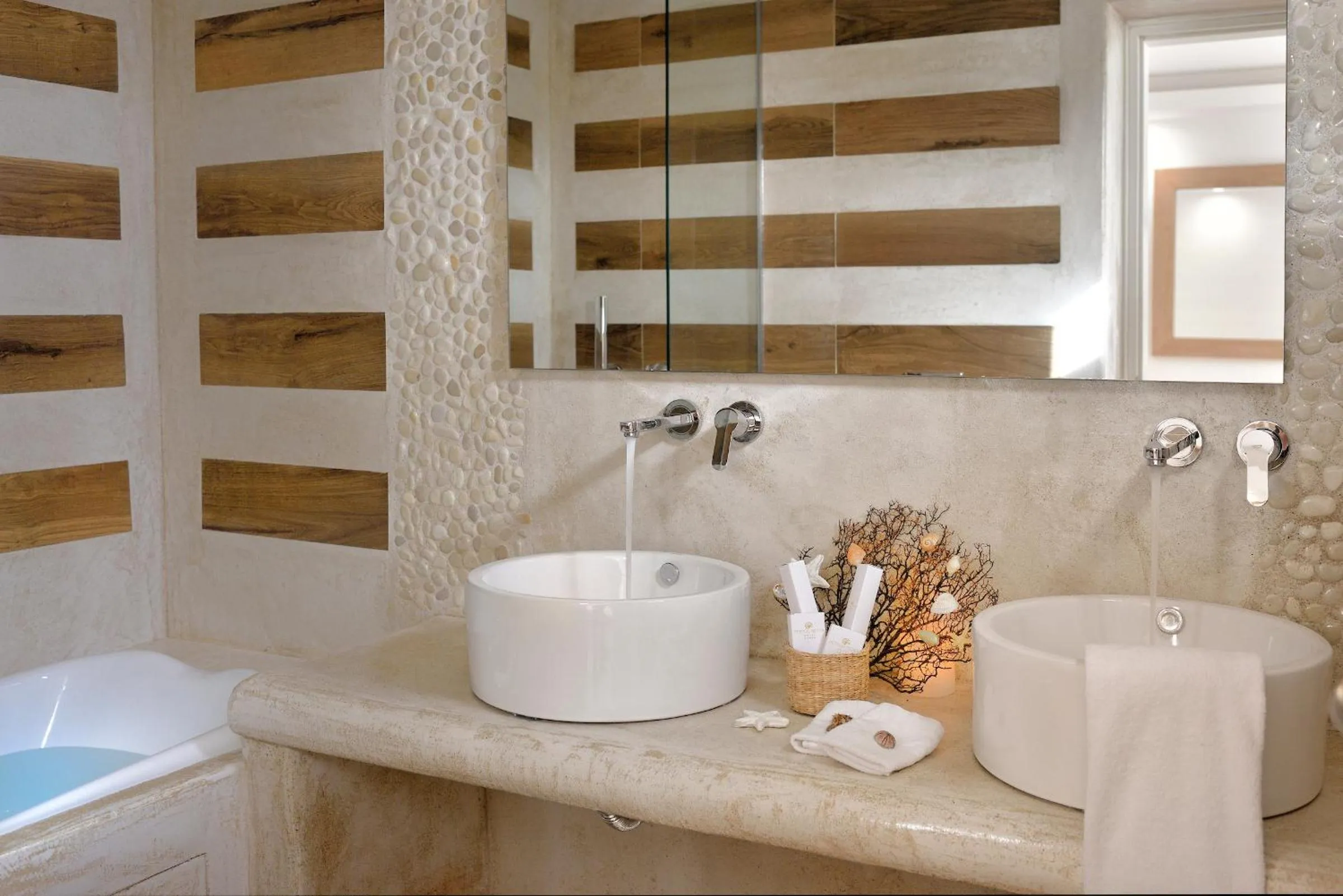 Property building in Jenny's Summer Houses