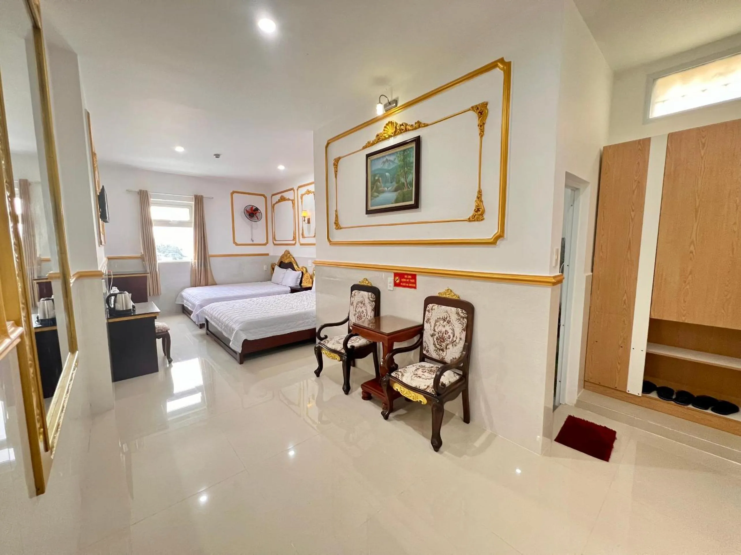 Bed in King Hotel Quang Ngai