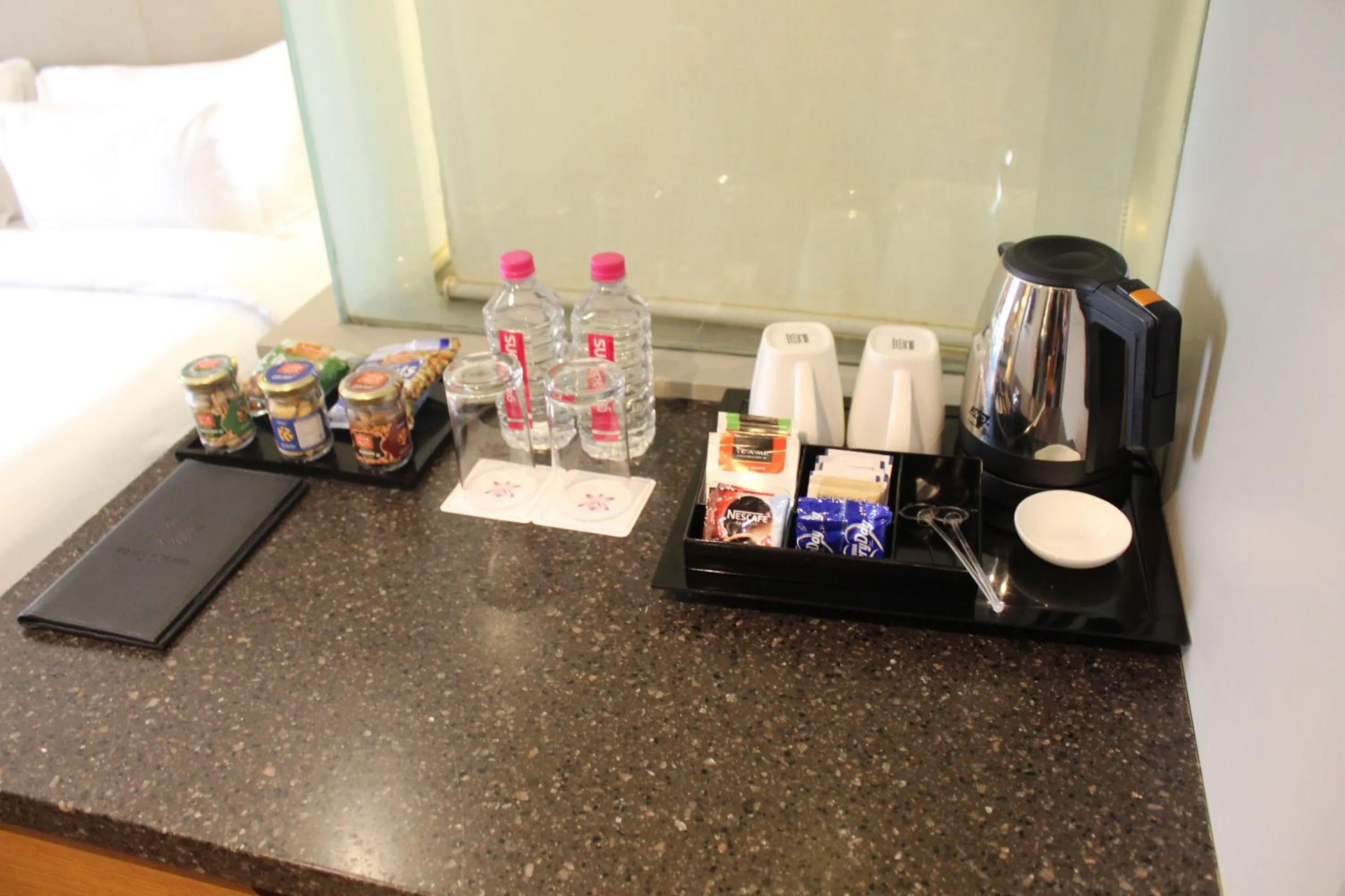 Coffee/tea facilities in Royal Orchid Central Vadodara