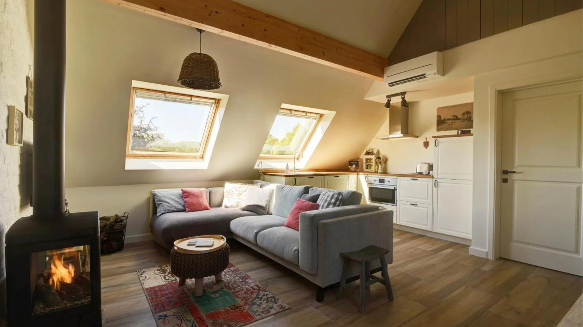 TV and multimedia in B&B Eikenlaan 12