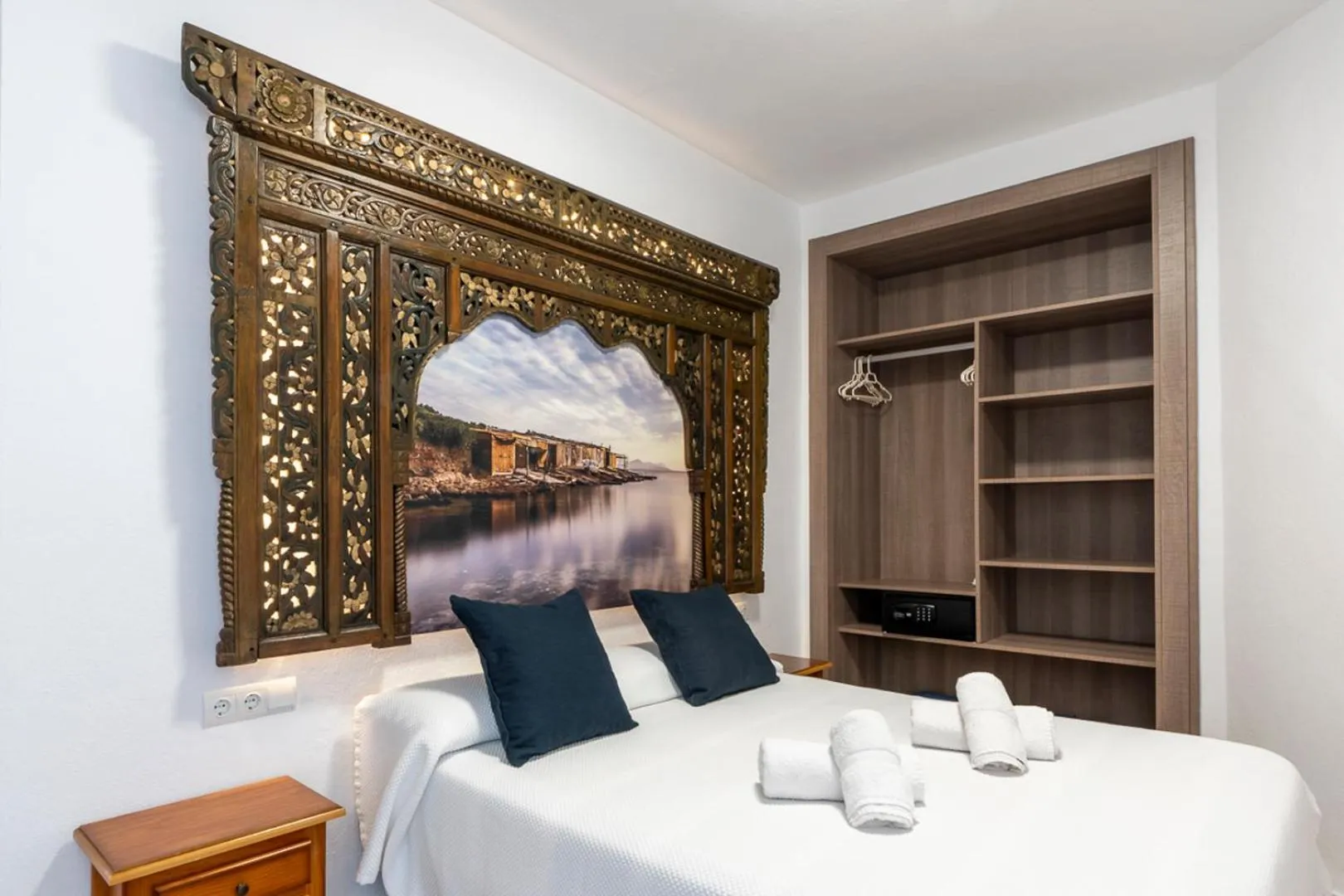 Bedroom in Apartamentos Cel Blau