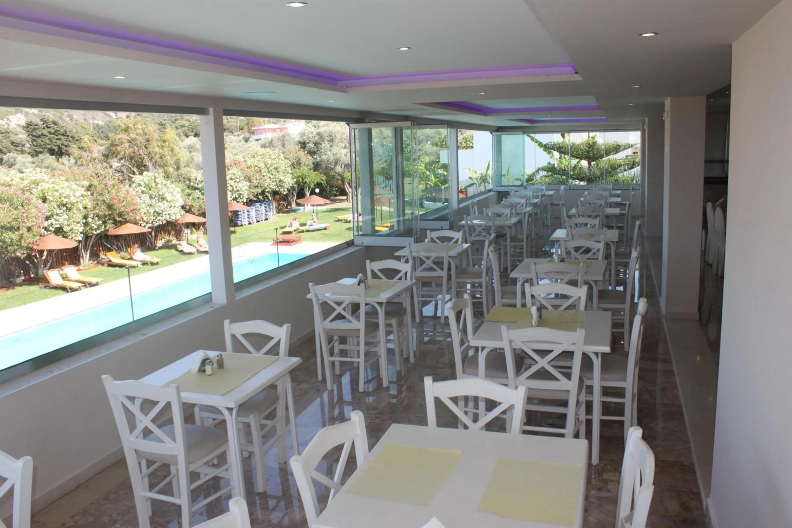 Day in Vallian Village Hotel