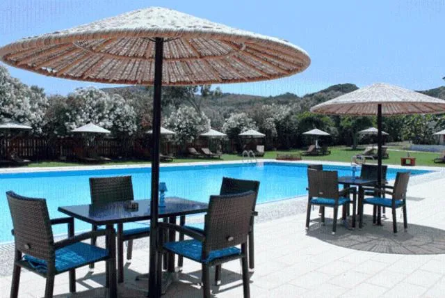 Swimming pool in Vallian Village Hotel