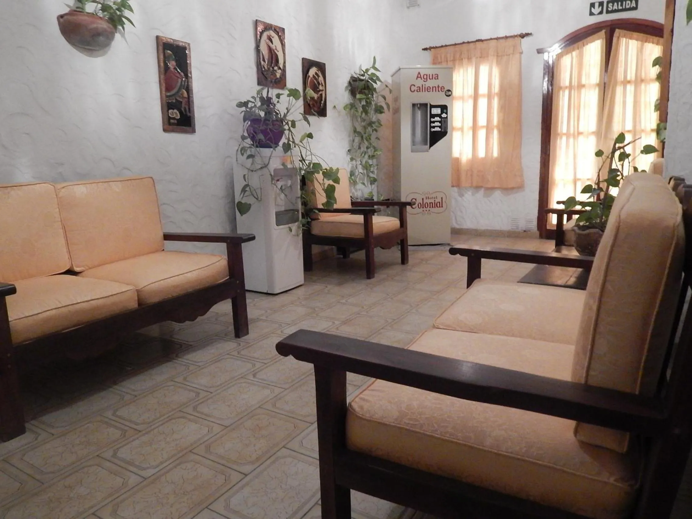 Day in Hotel Colonial