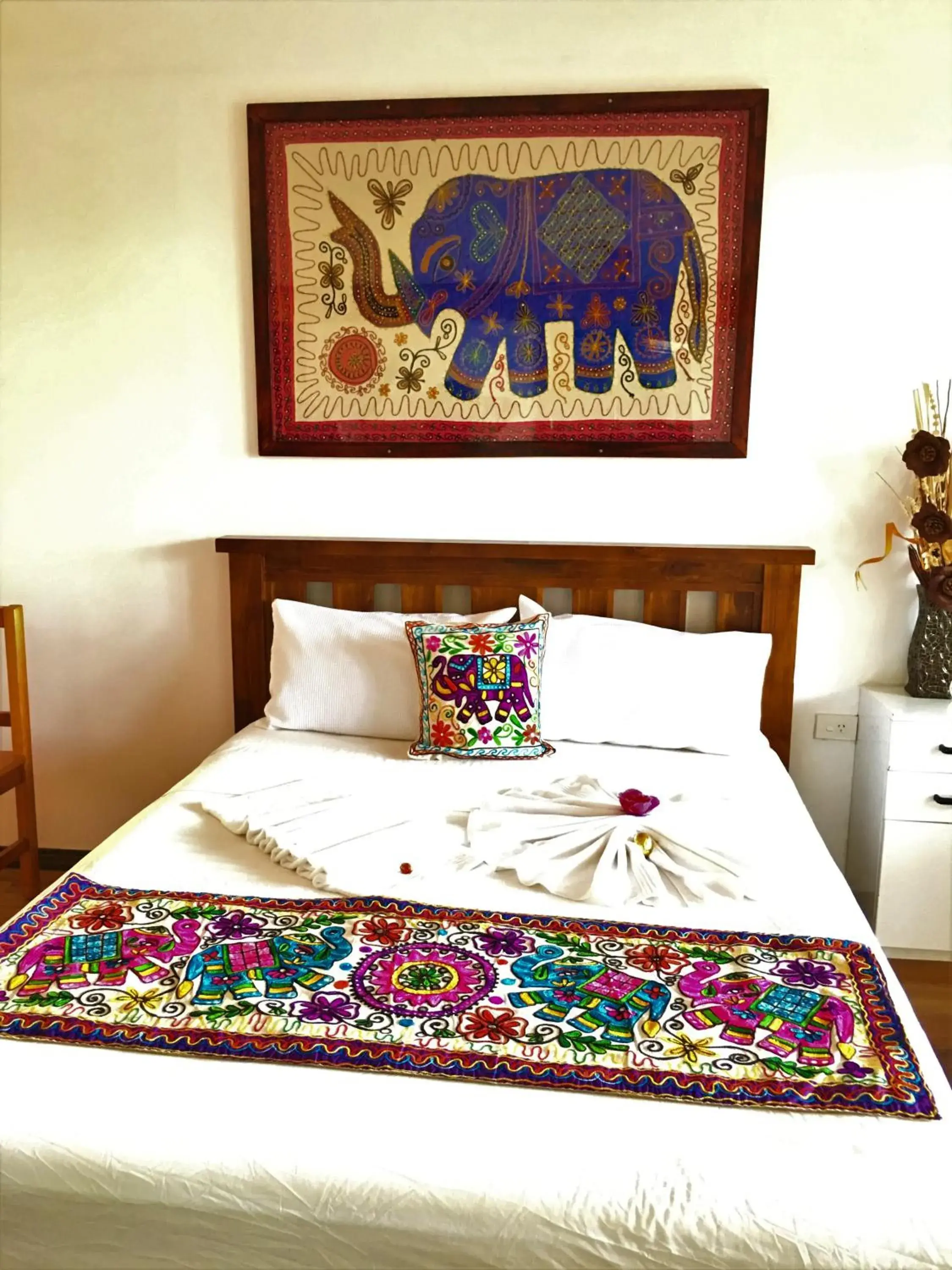 Bed in Tagimoucia House Hotel Bed in Tagimoucia House Hotel