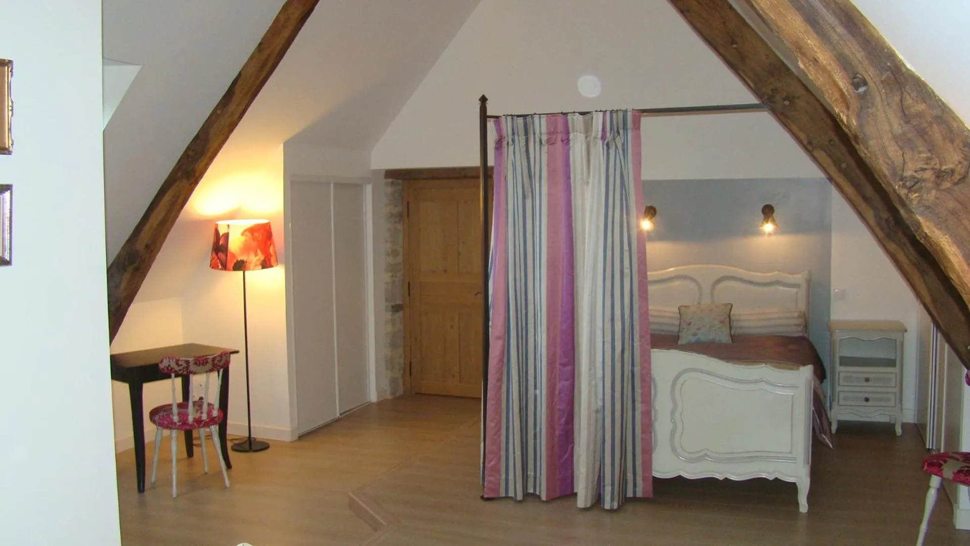 Bed in Manoir de la Ville Marie