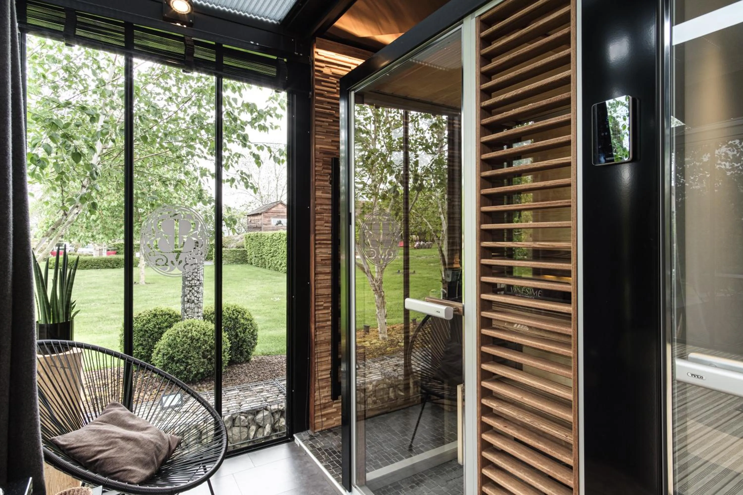 Sauna in Le Domaine des Prés Verts Suites & Chambres avec Jacuzzi Privatif