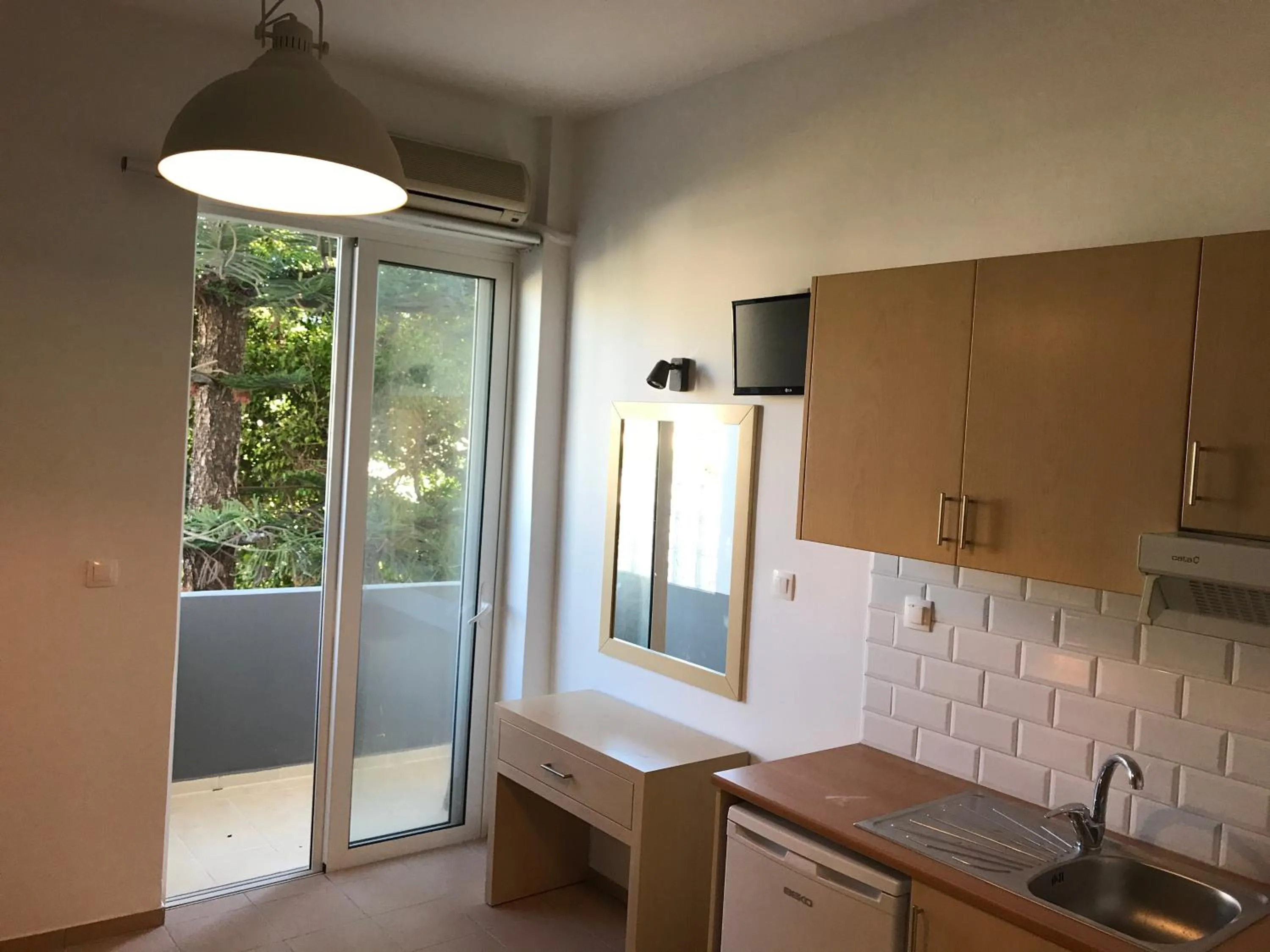 Kitchen or kitchenette in Kleanthi Studios