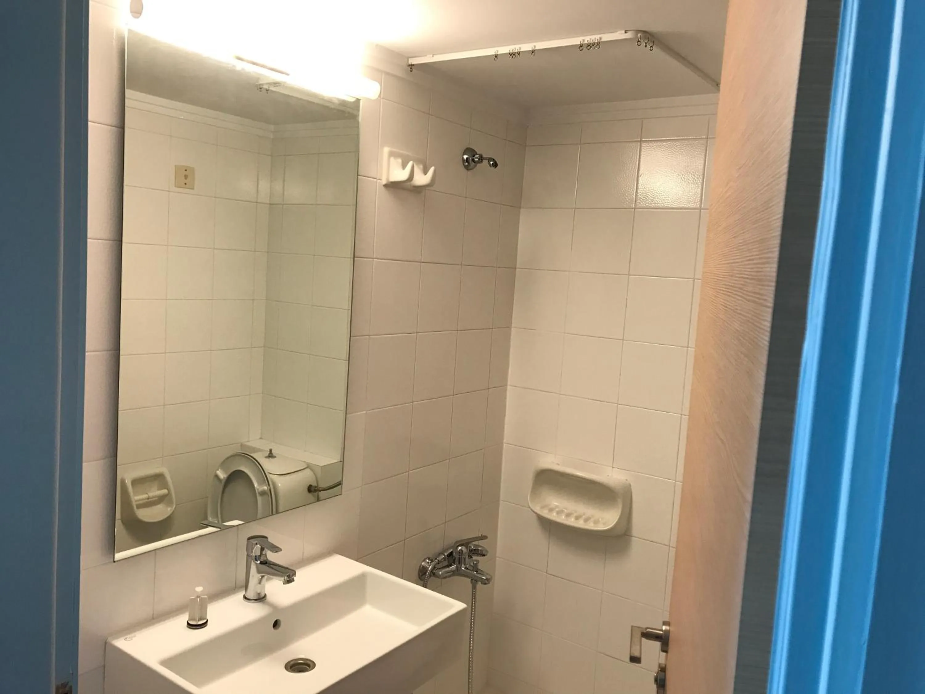 Bathroom in Kleanthi Studios