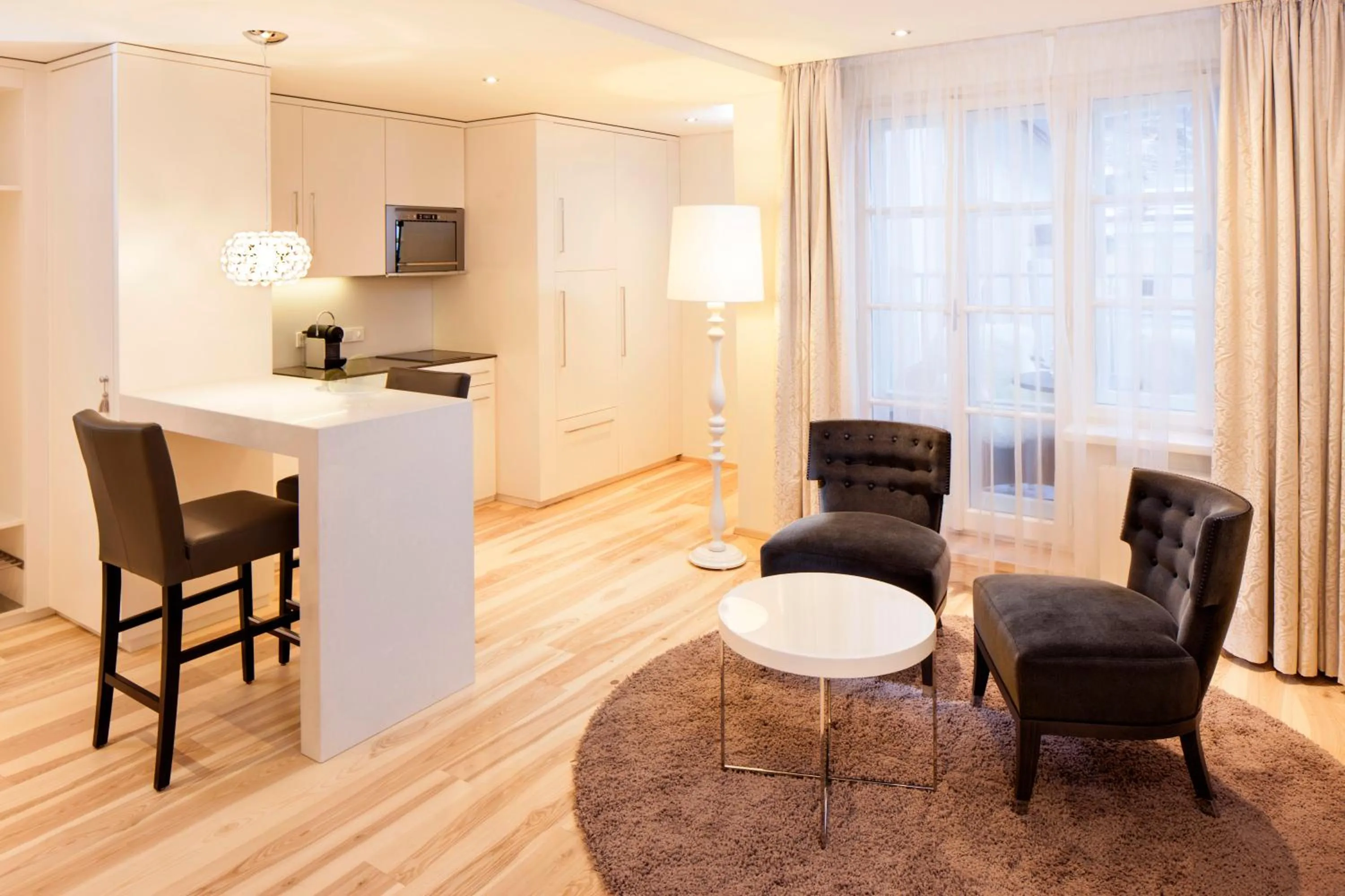 Kitchen or kitchenette in Hapimag Ferienwohnungen Salzburg