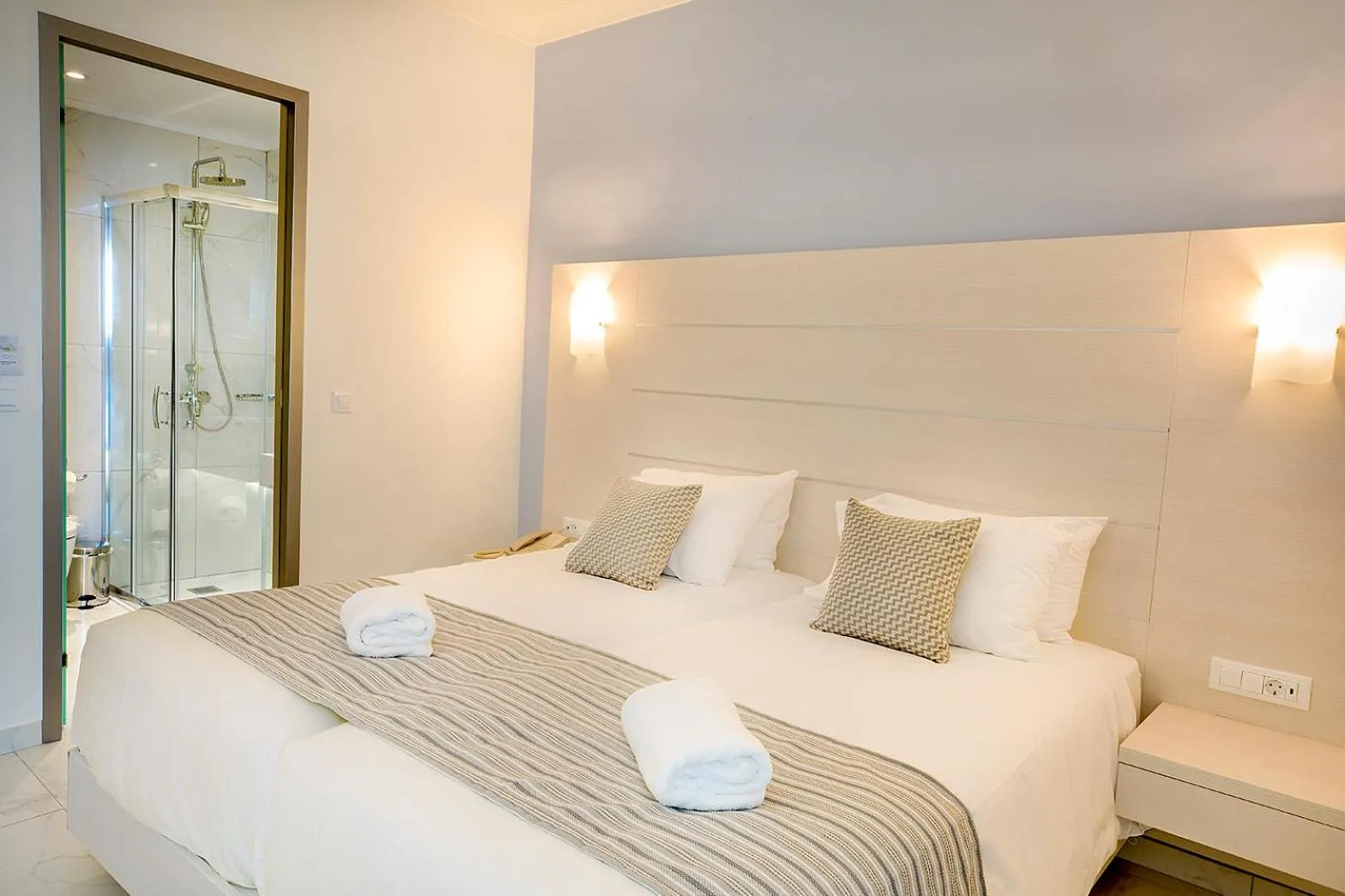 Photo of the whole room, Bed in Rhodos Horizon Blu-Adults Only