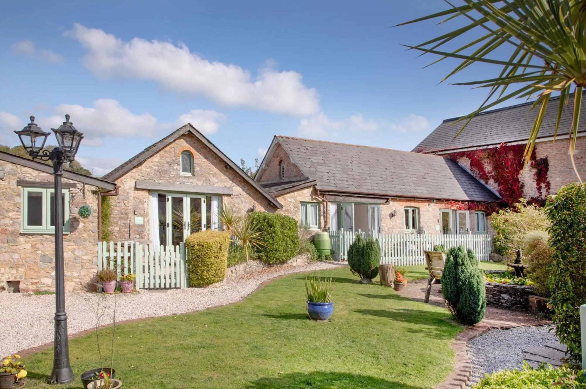 Property building in Jasmine Cottage