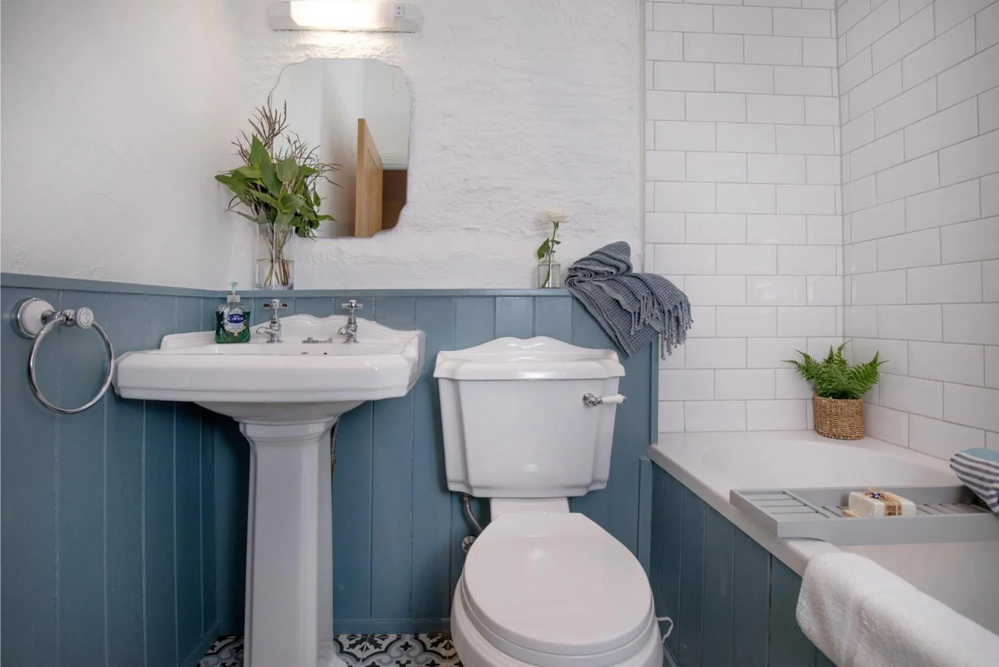 Toilet in Rose Cottage