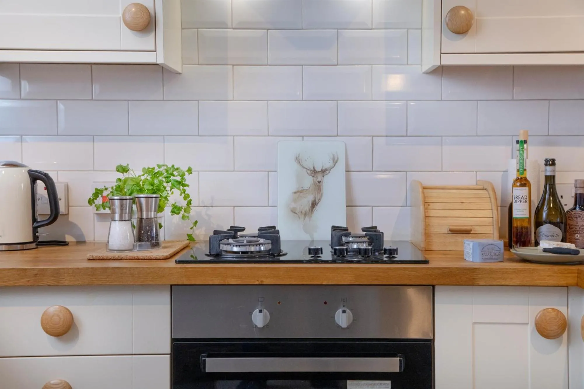 Kitchen or kitchenette in Rose Cottage