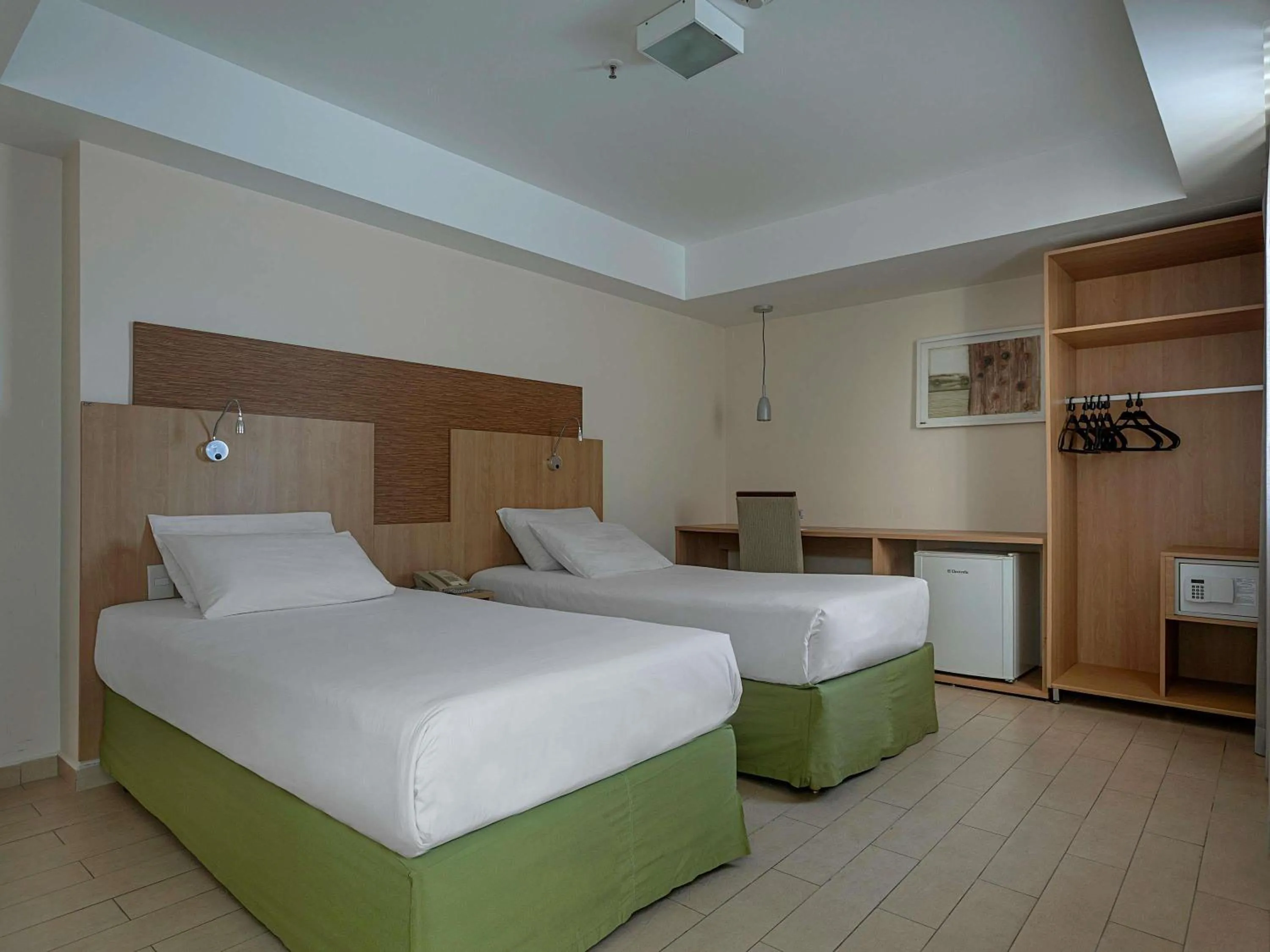 Bedroom, Bed in Mercure Maceio Pajuçara