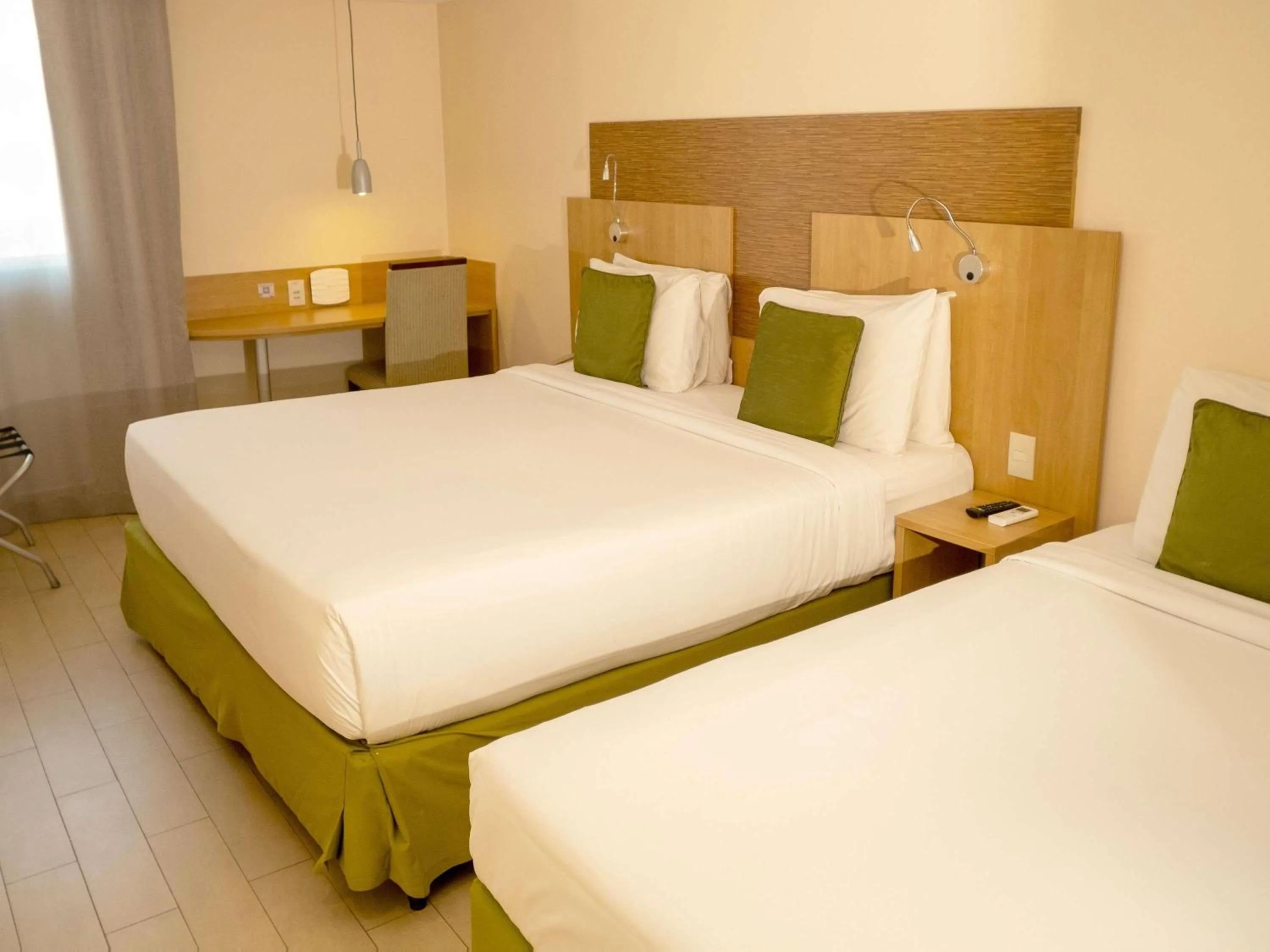 Bedroom, Bed in Mercure Maceio Pajuçara