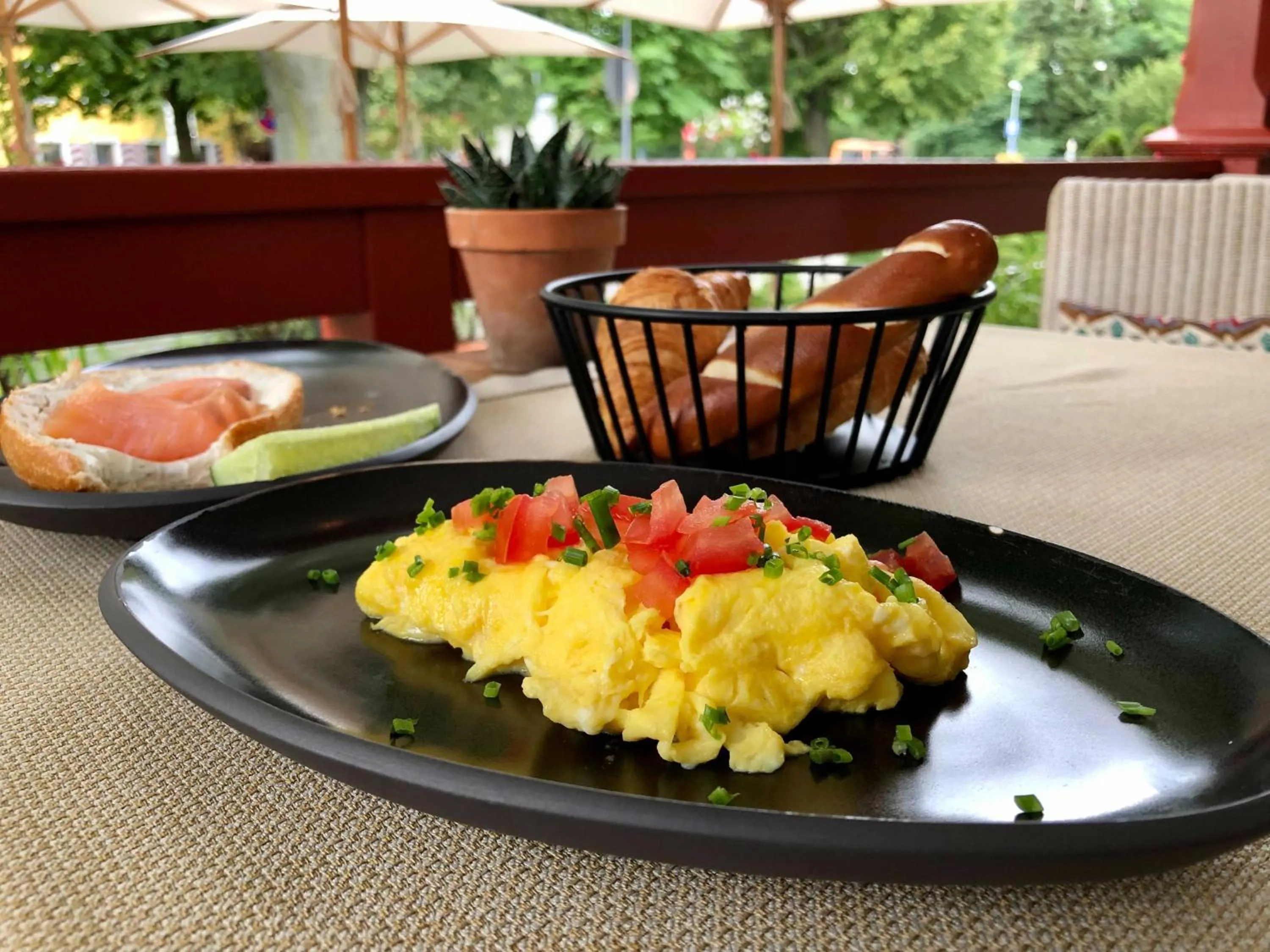 Breakfast in Mittermeiers Alter Ego