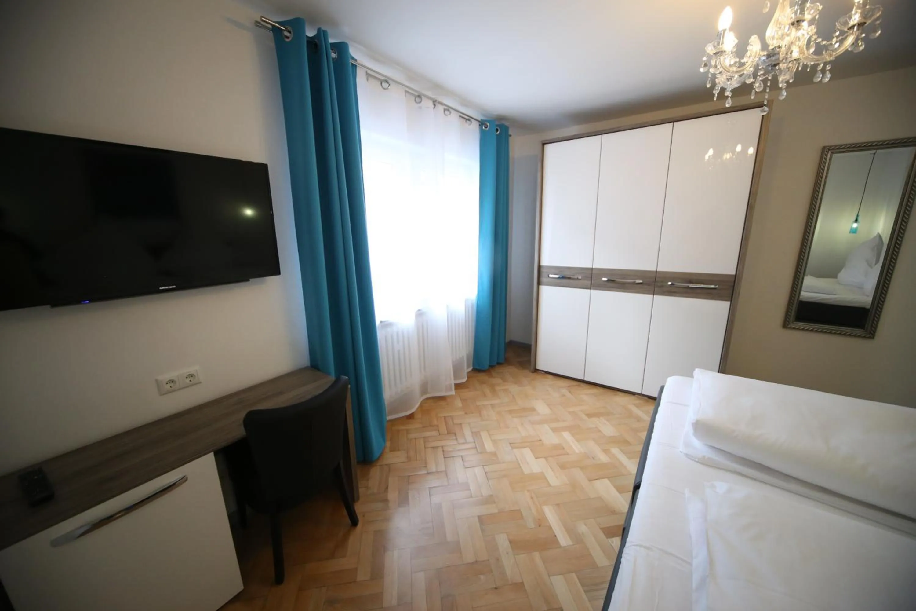 TV and multimedia in La Maison Vintage