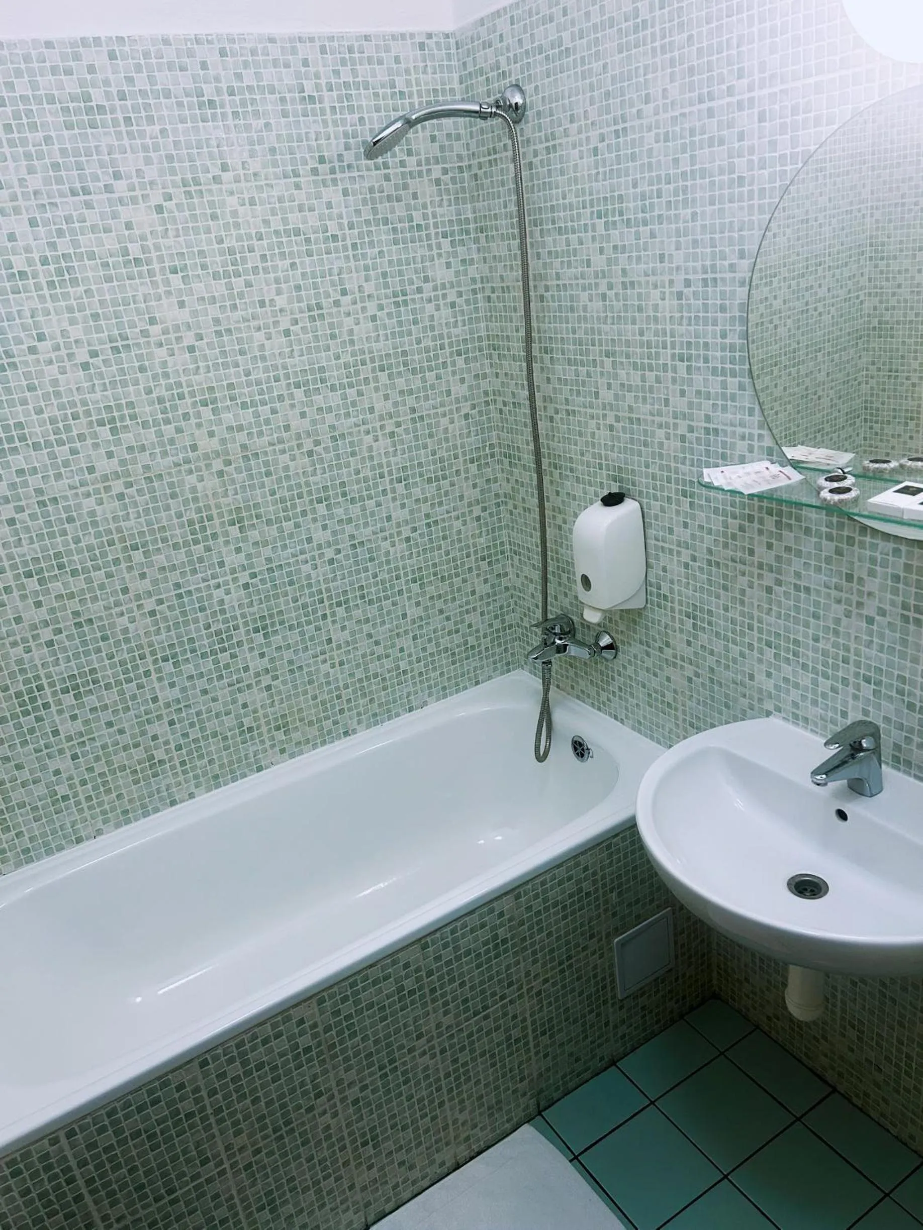 Bathroom in Hotel Jelen