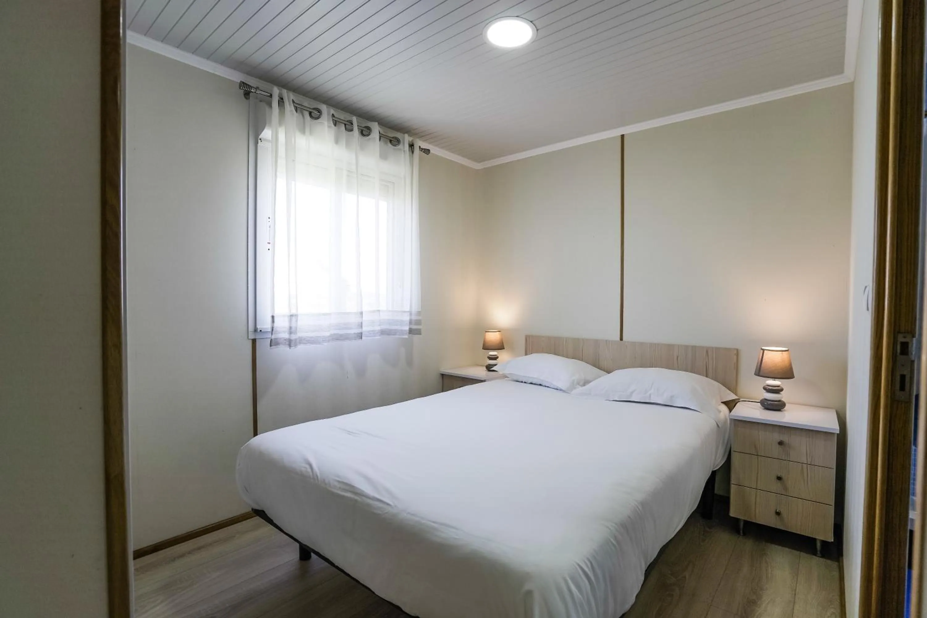 Photo of the whole room, Bed in Urban Art by Campigir