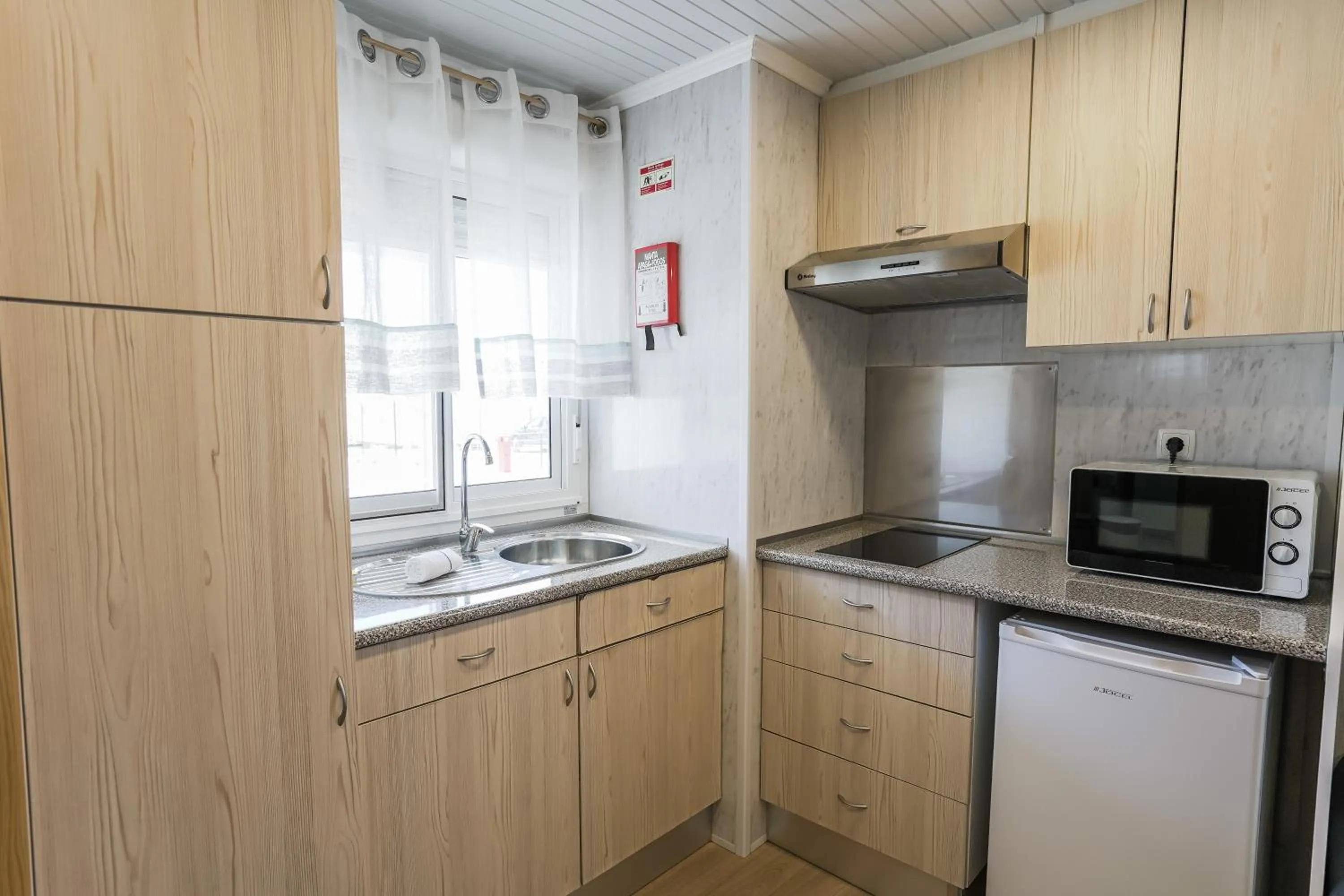 Kitchen or kitchenette in Urban Art by Campigir