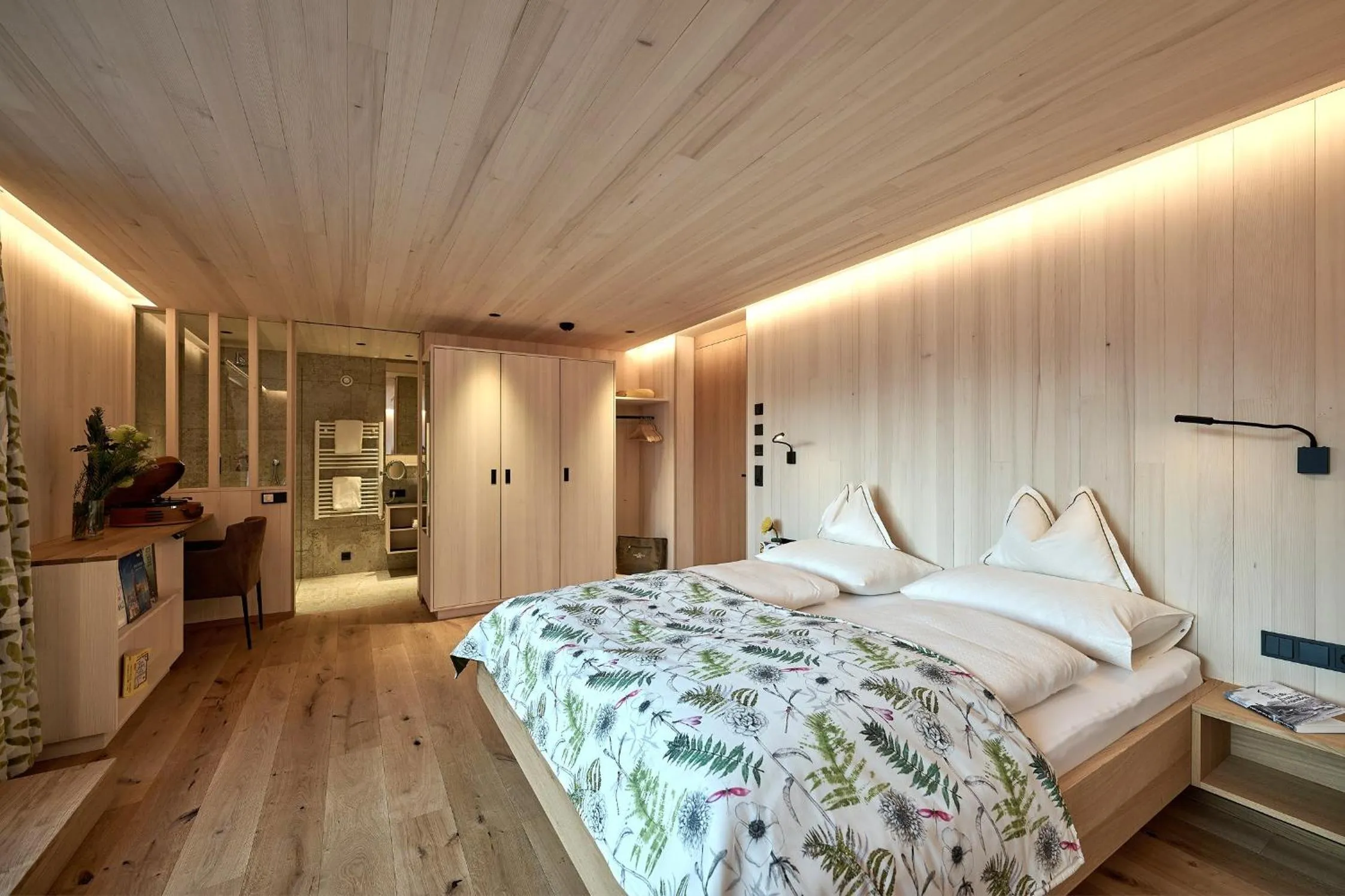 Photo of the whole room, Bed in Hotel Mohnenfluh