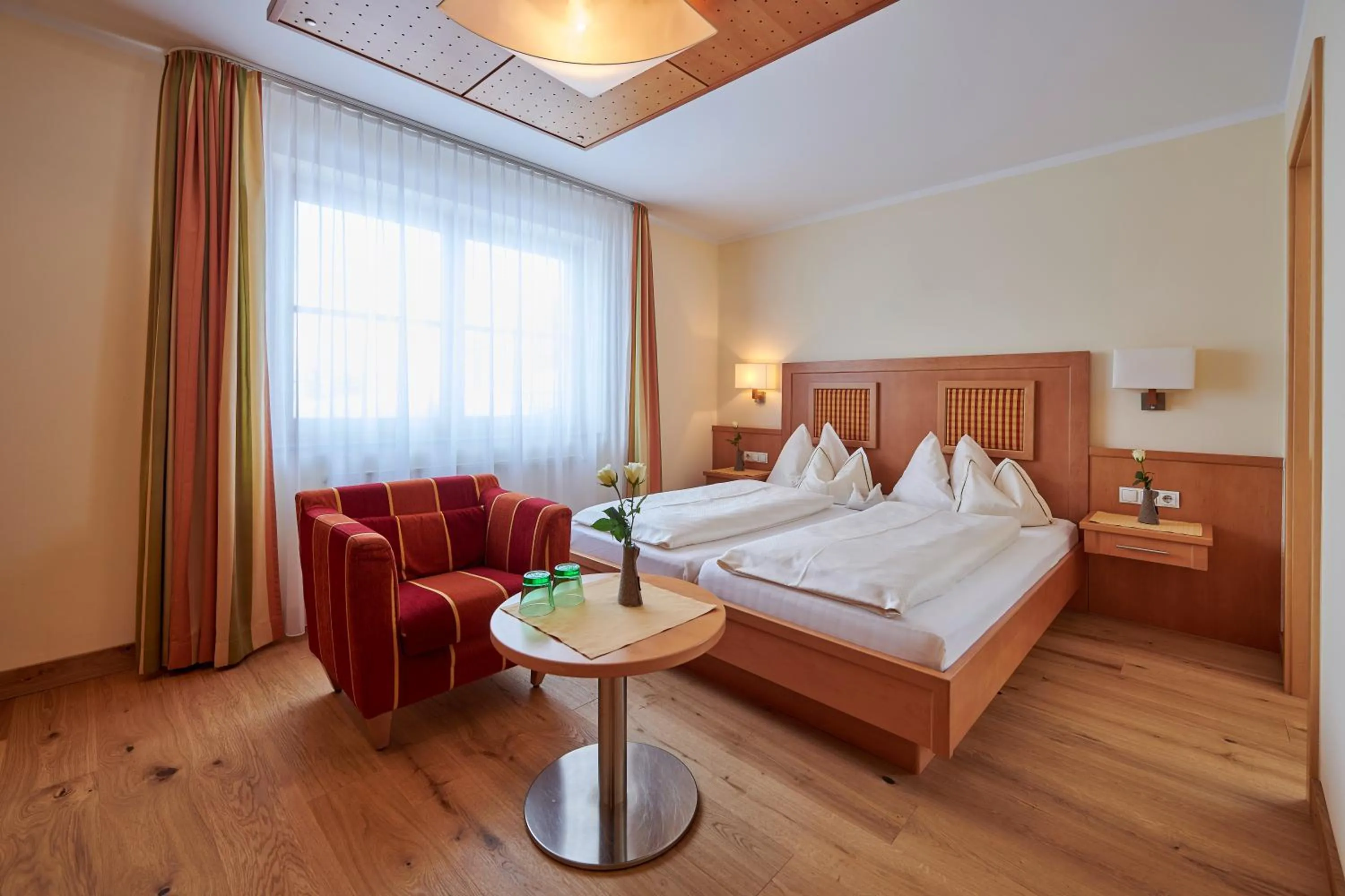 Bedroom, Bed in Hotel Mohnenfluh