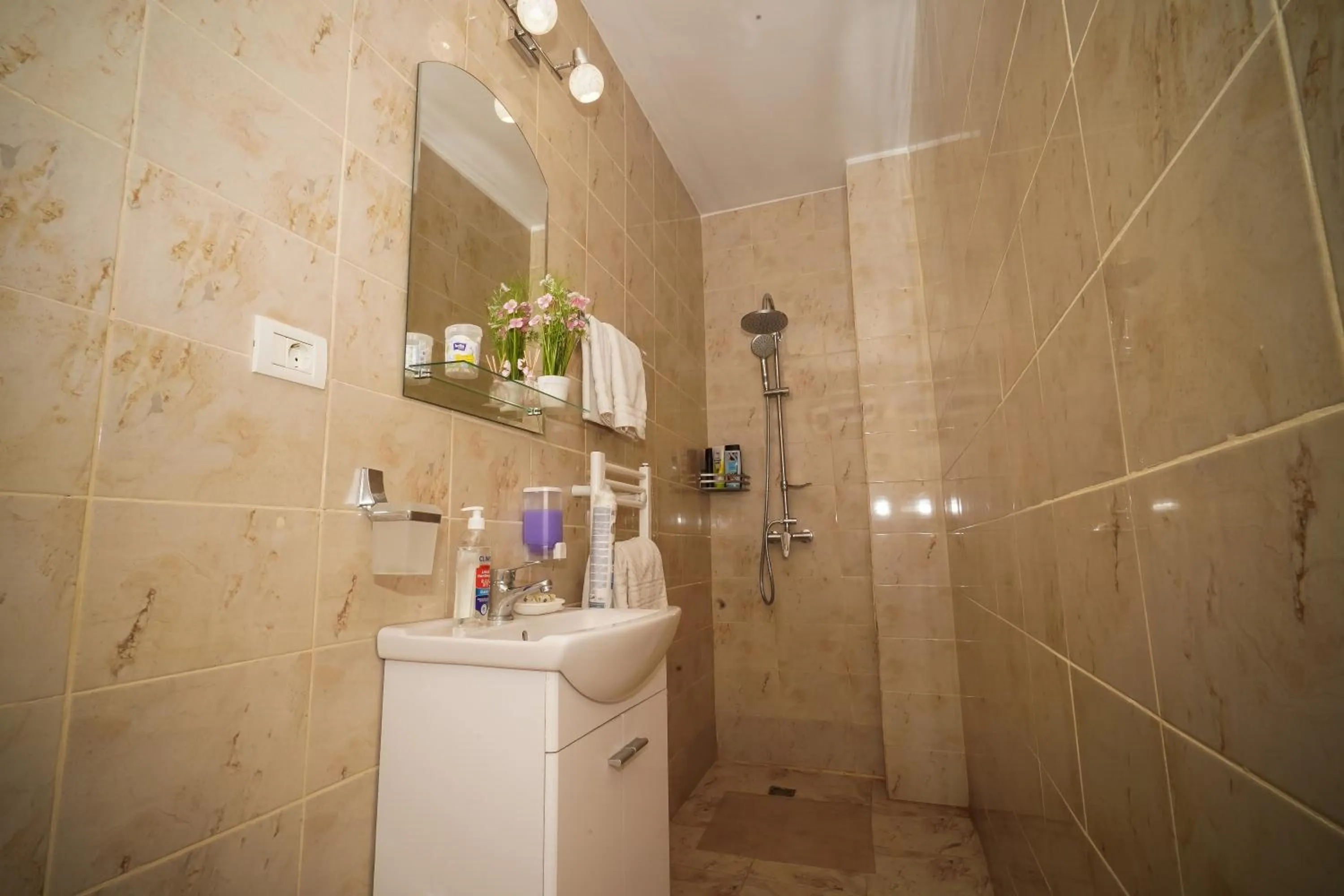 Bathroom in Pensiunea Dolce