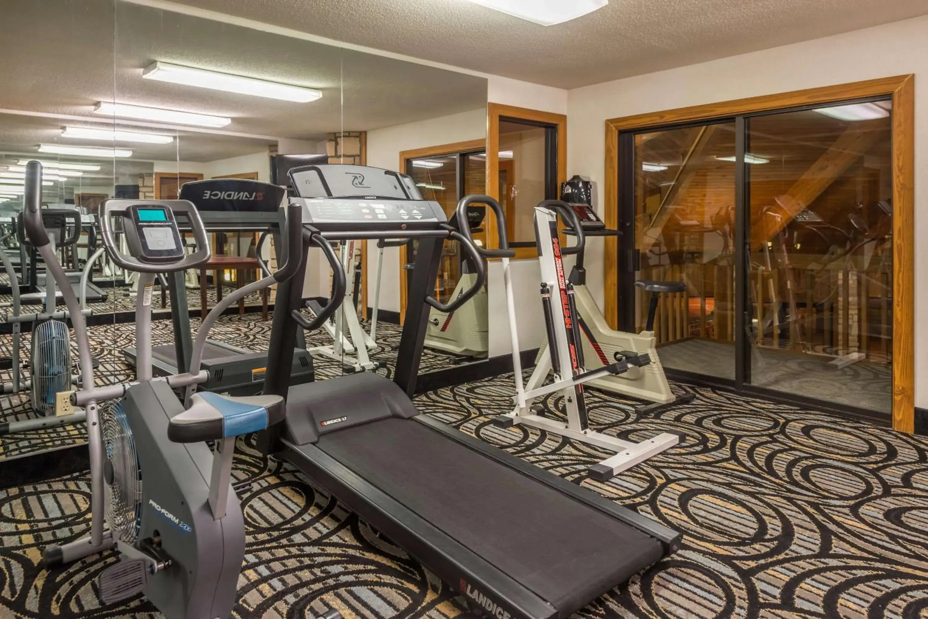 Fitness centre/facilities, Fitness Center/Facilities in Baymont by Wyndham Metropolis
