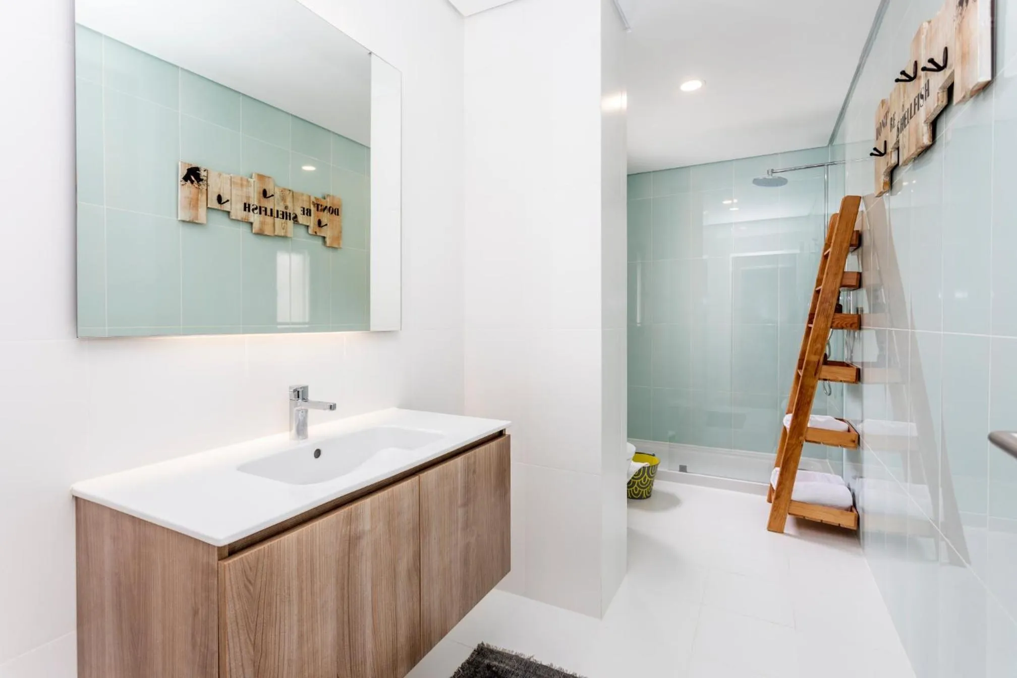 Bathroom in You and the sea