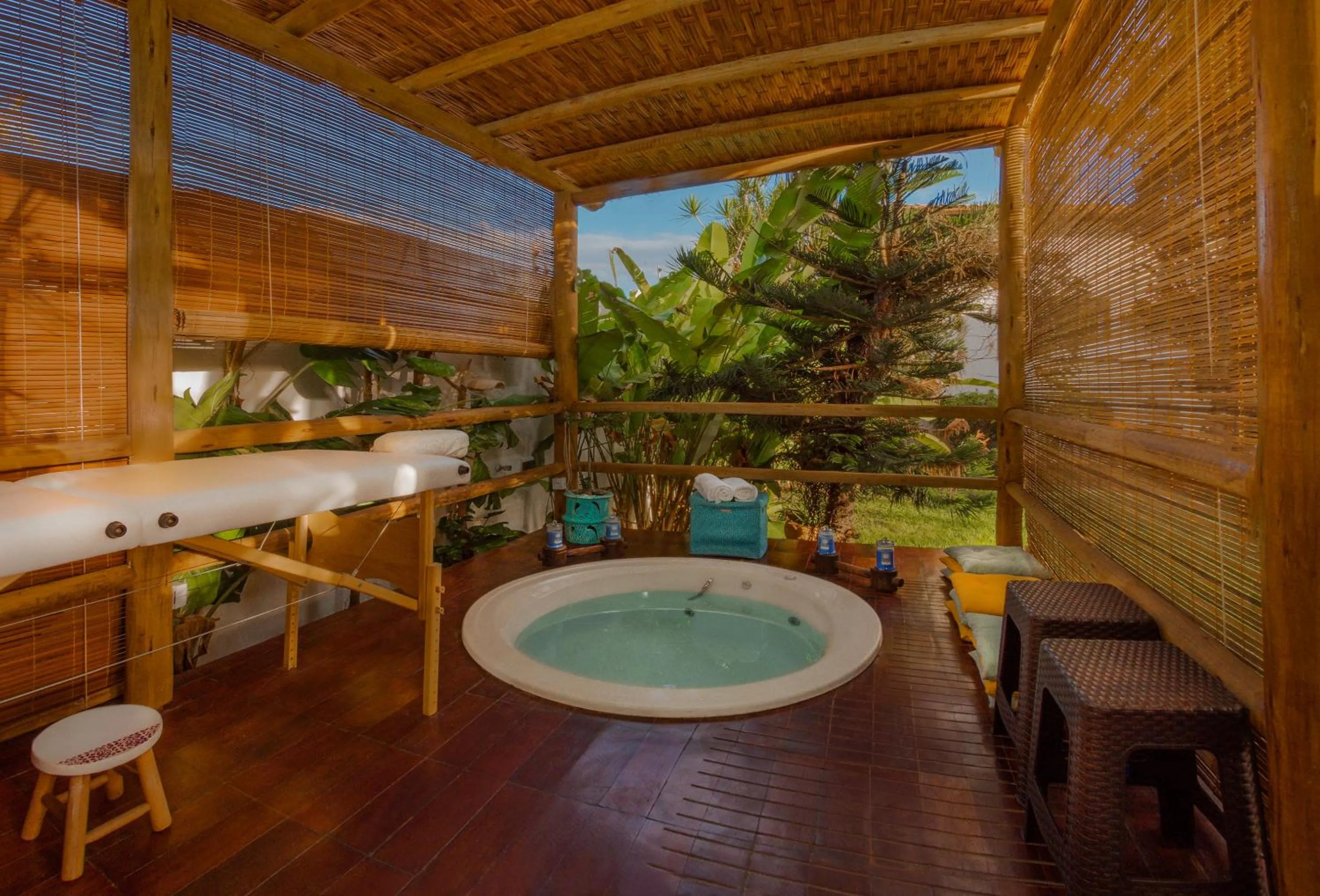 Hot Tub in Pousada Lua e Mar